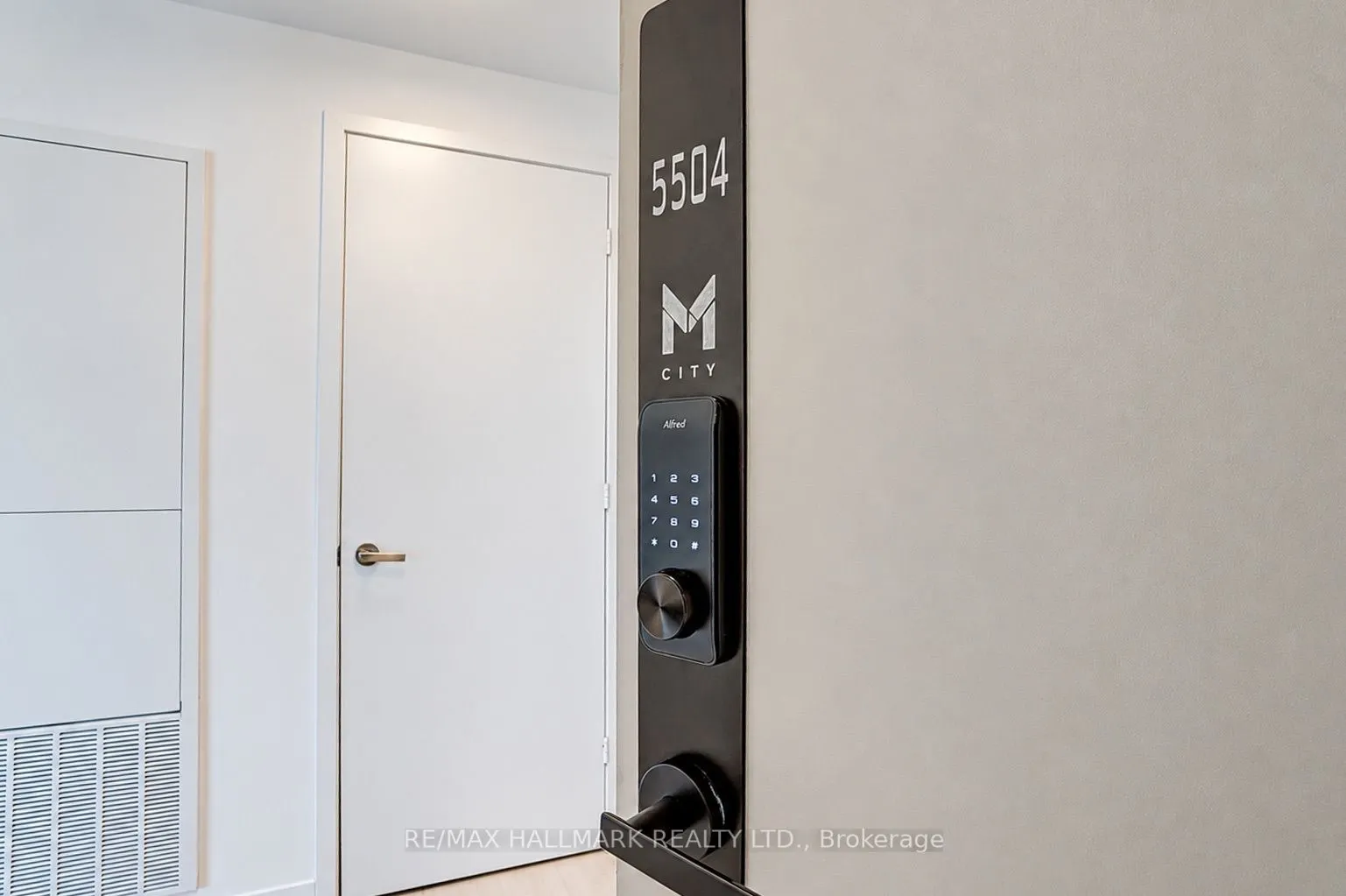 3900 Confederation Parkway #5504