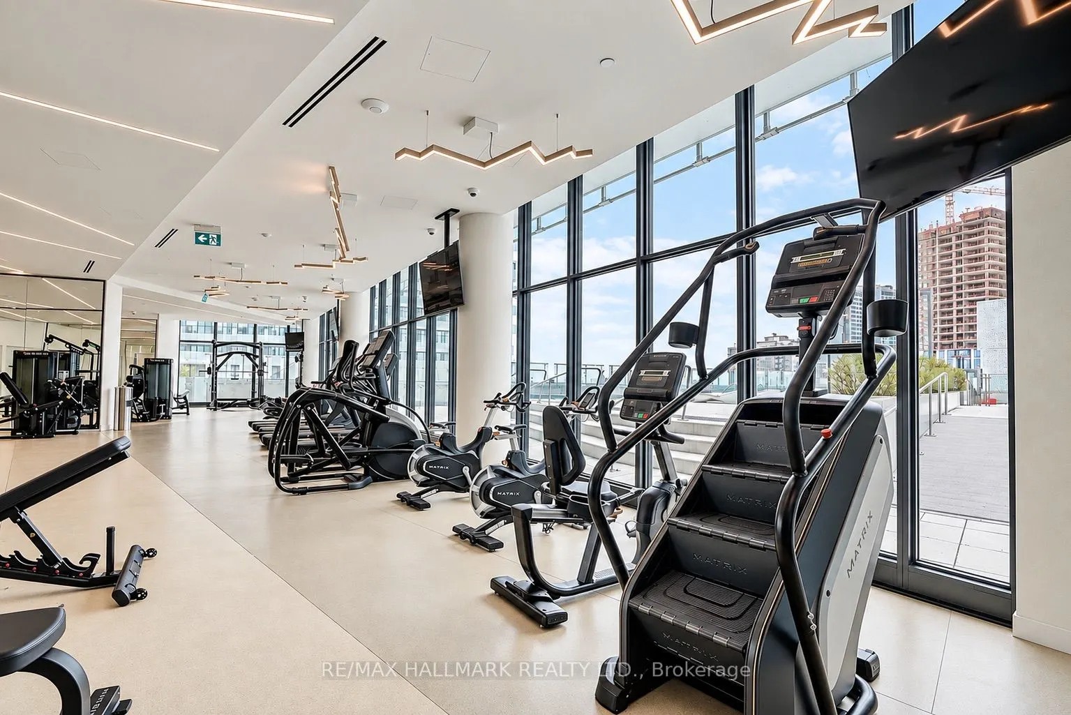 3900 Confederation Parkway #5504