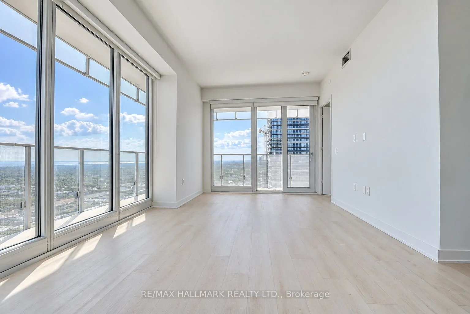 3900 Confederation Parkway #5504