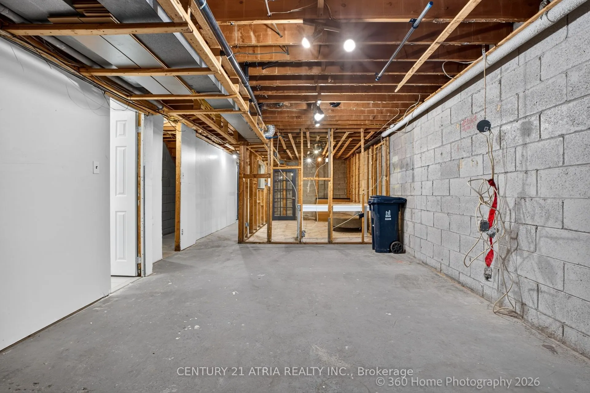 648-650 Wilson Avenue