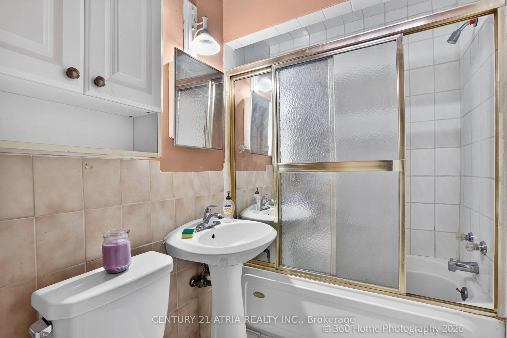 648-650 Wilson Avenue