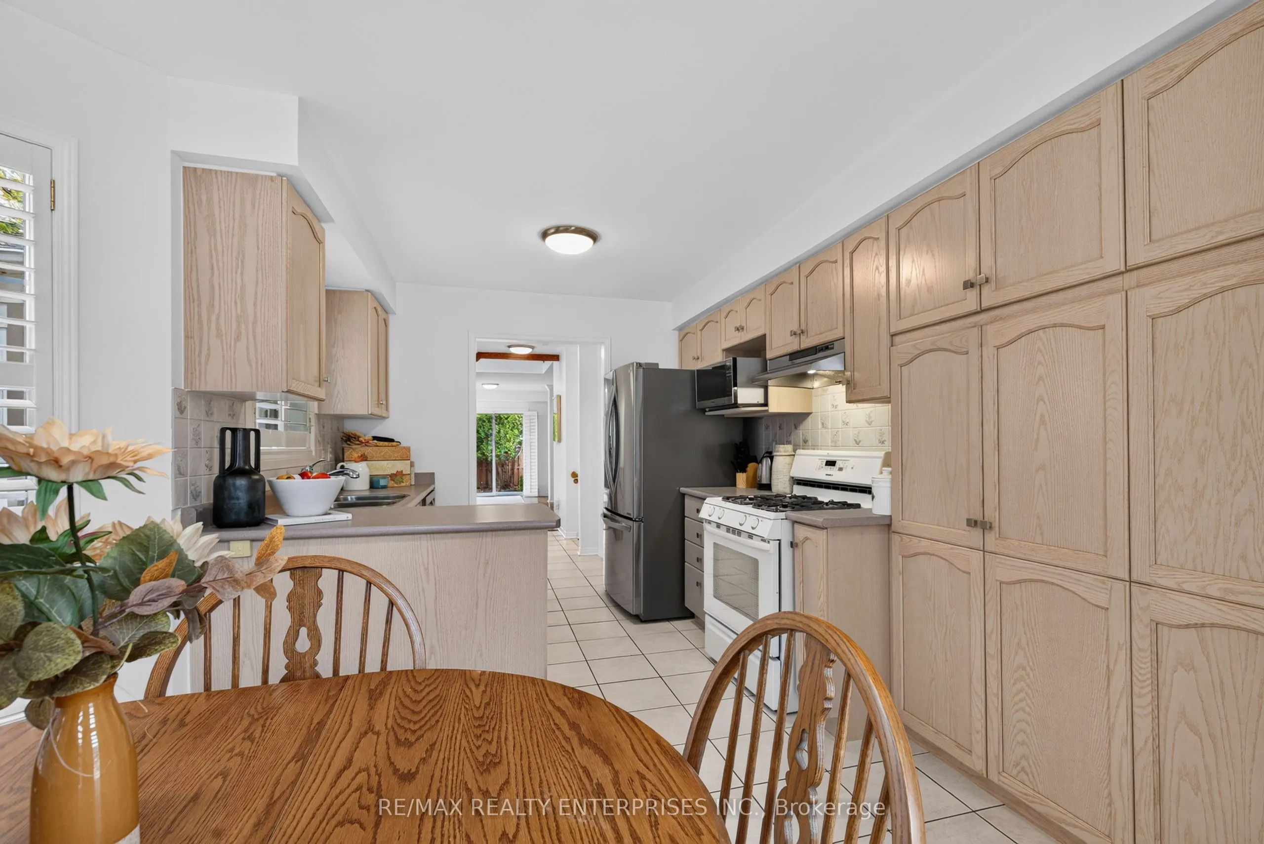 5555 Linwell Place