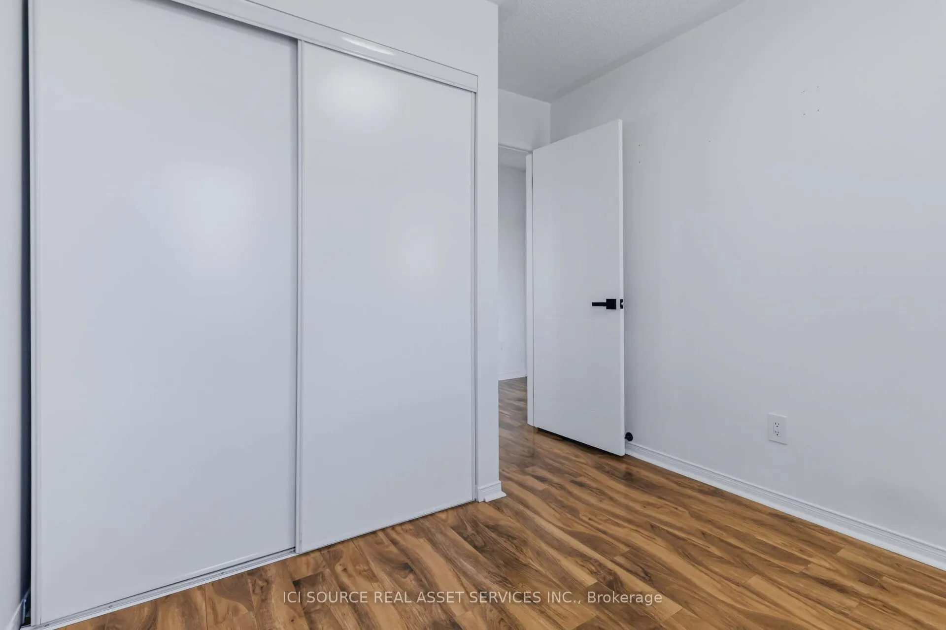 4985 Southampton Drive #48