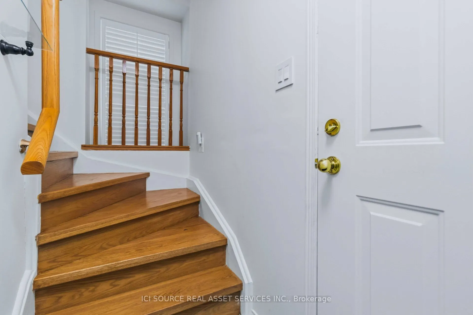 4985 Southampton Drive #48