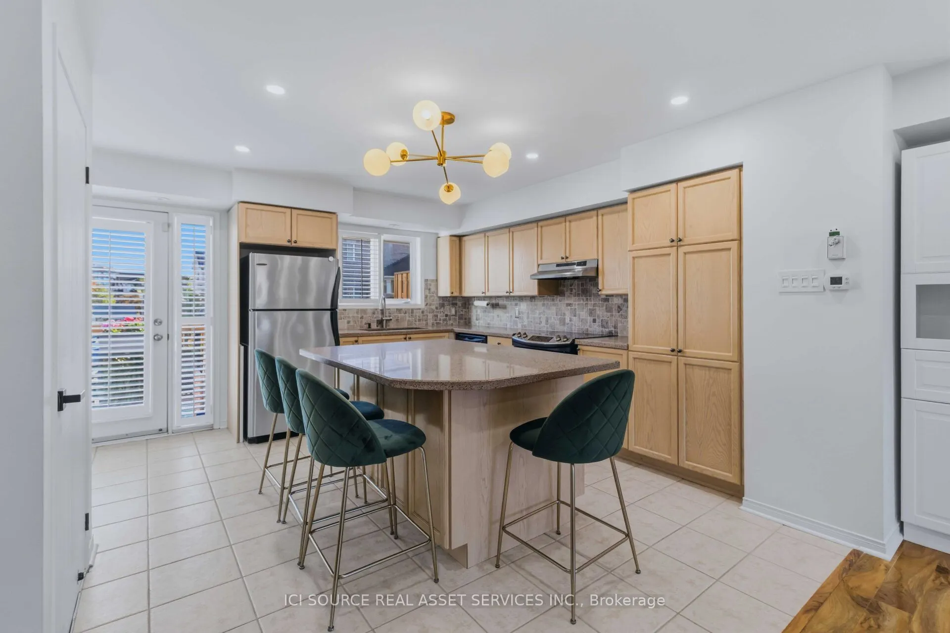 4985 Southampton Drive #48