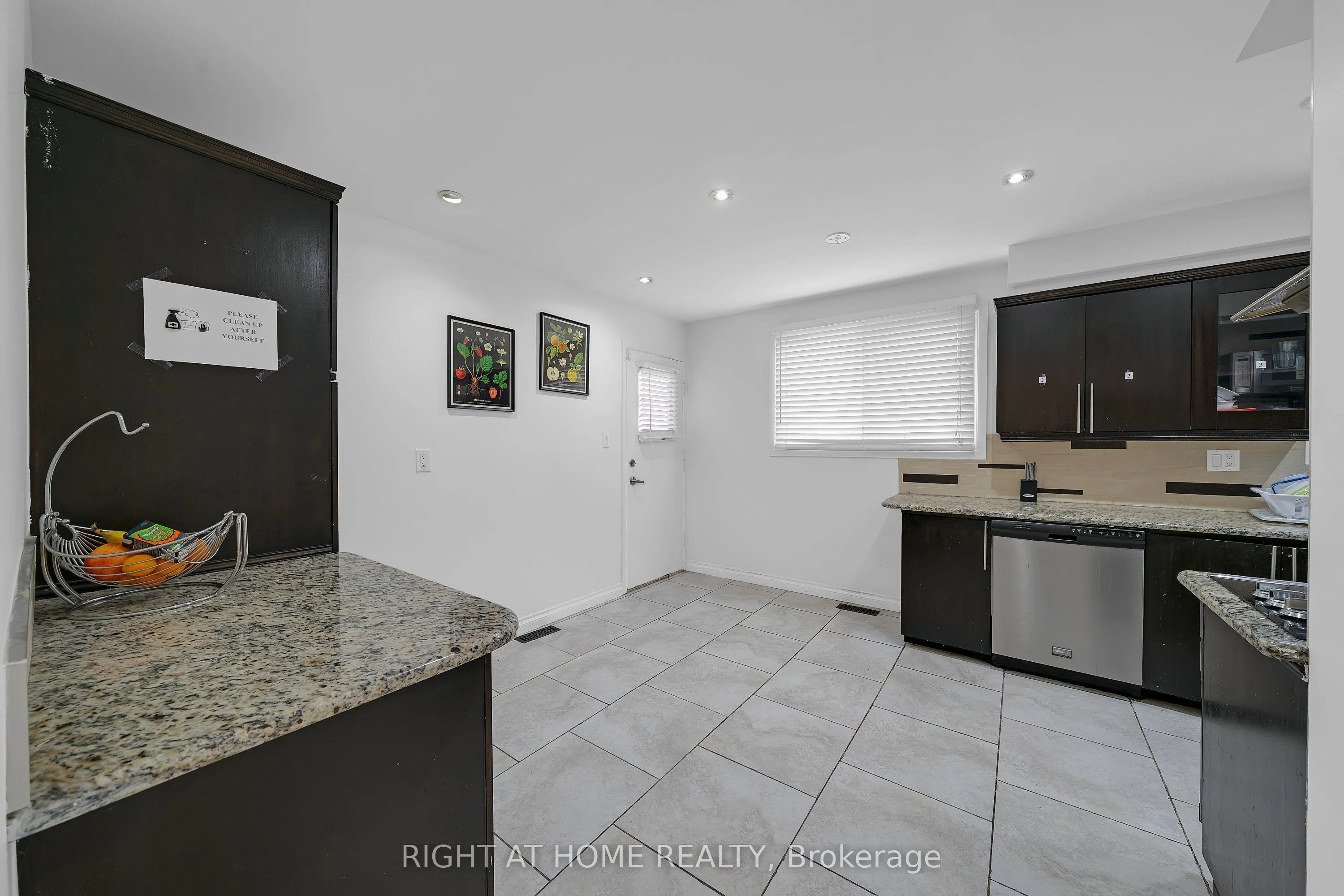 3241 Mccarthy Court