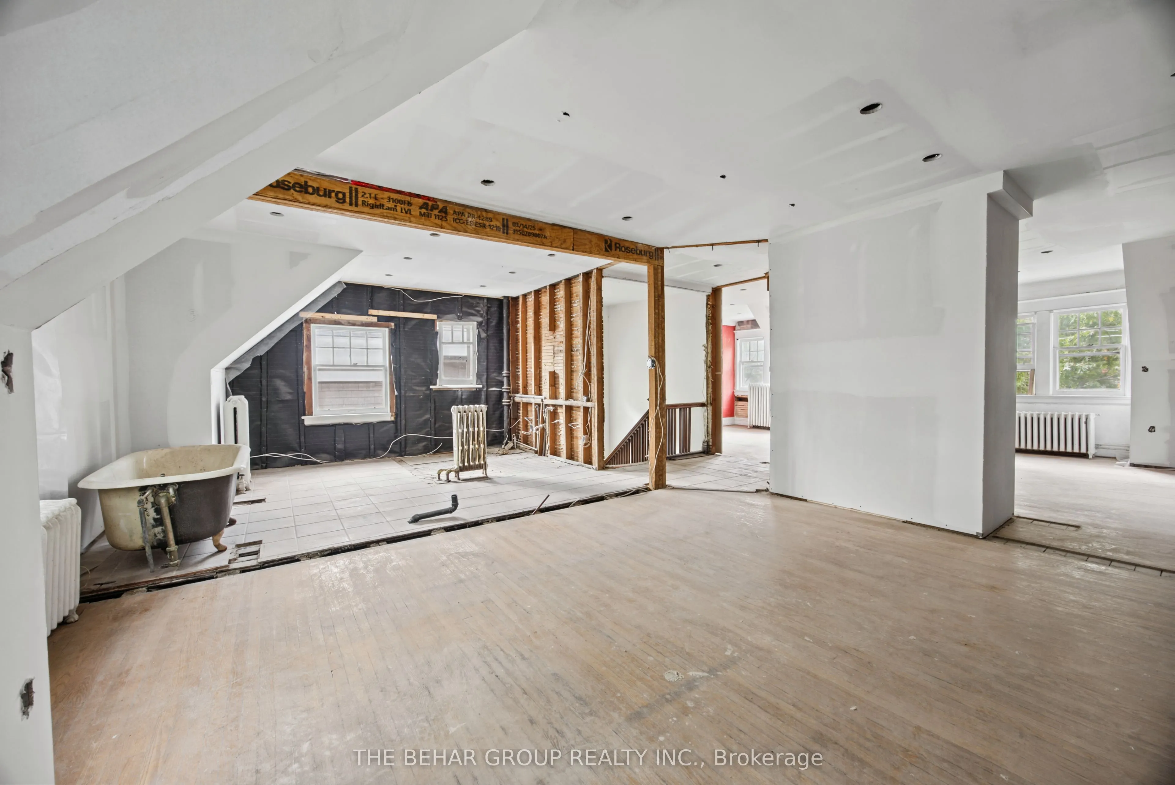 319 Indian Road