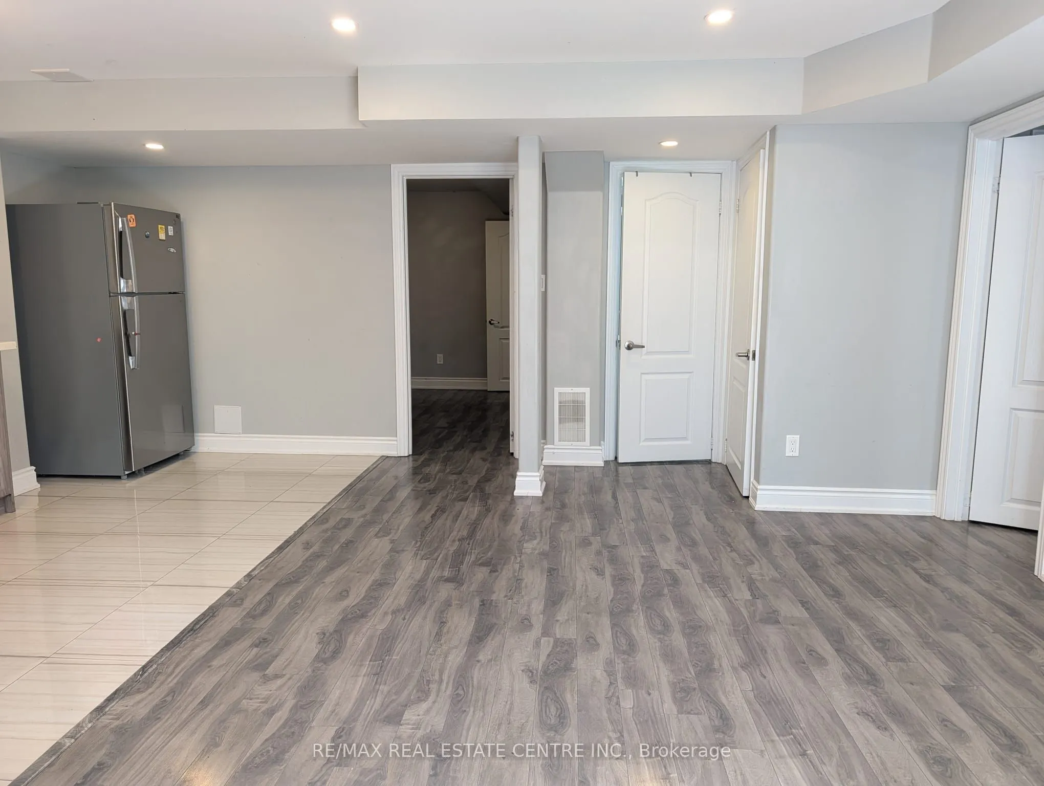 70 Showboat Crescent #BSMT
