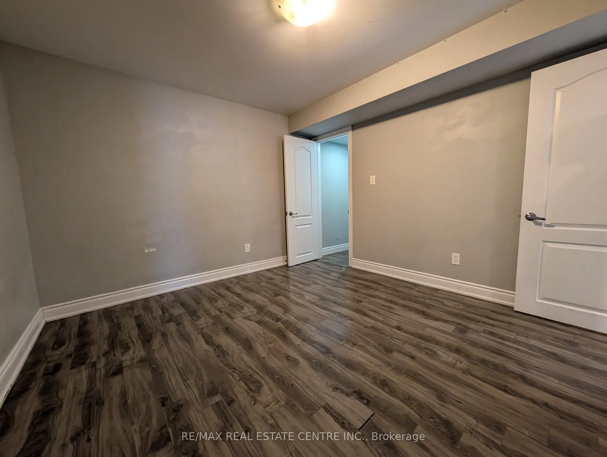 70 Showboat Crescent #BSMT