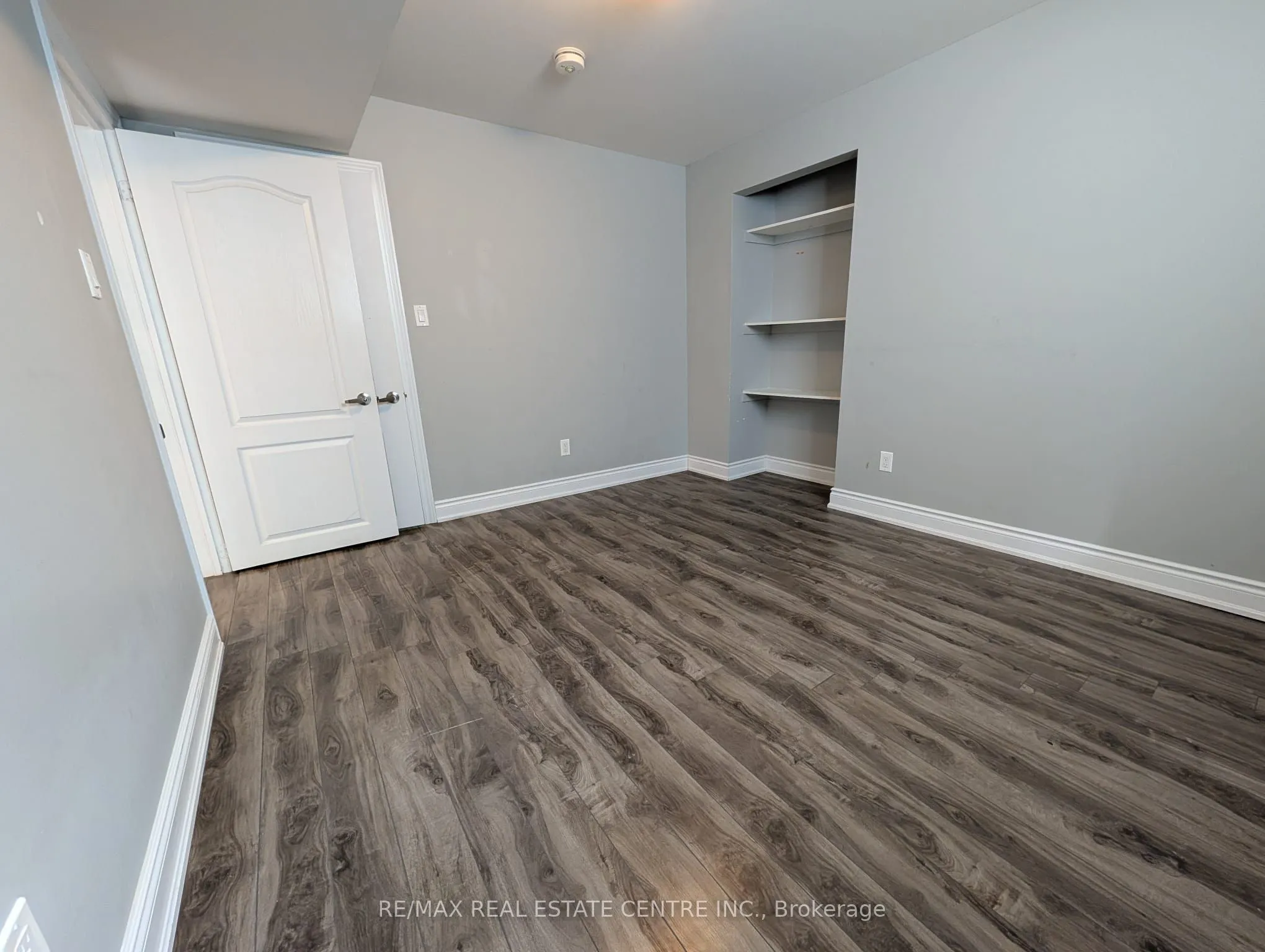 70 Showboat Crescent #BSMT