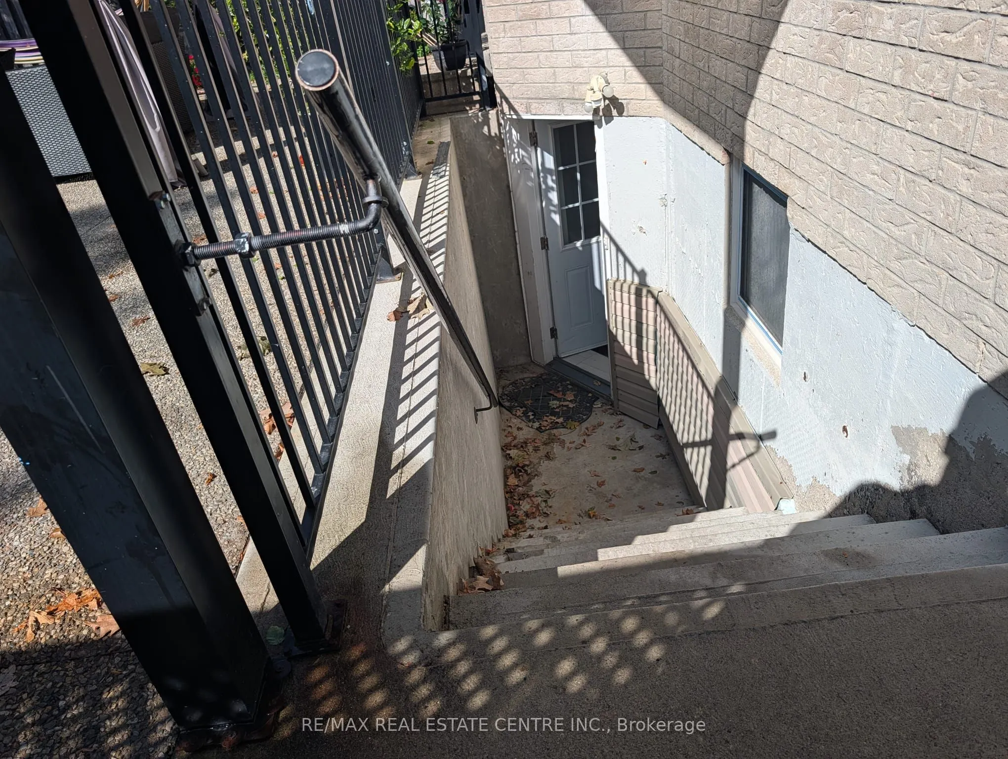 70 Showboat Crescent #BSMT
