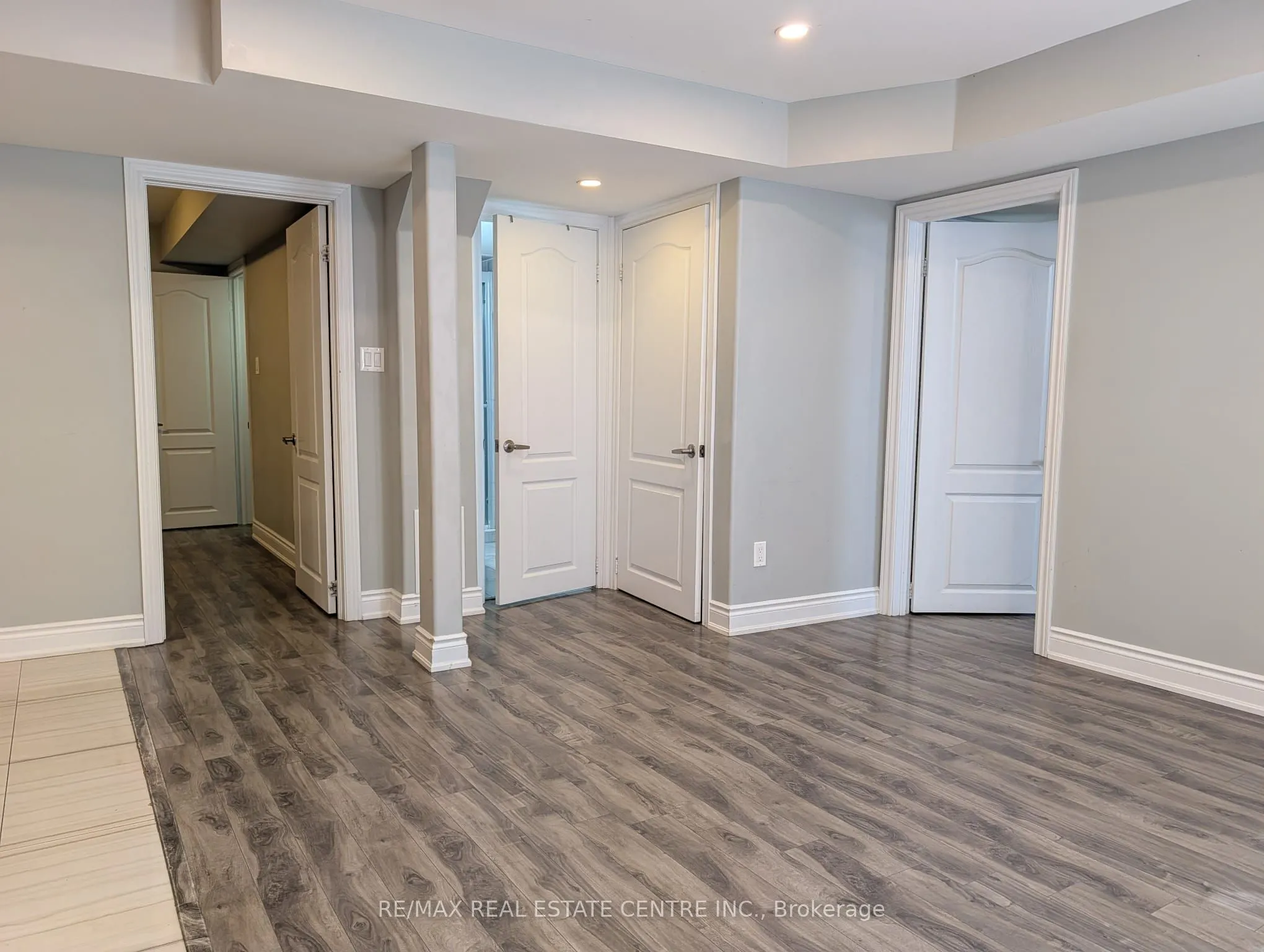 70 Showboat Crescent #BSMT