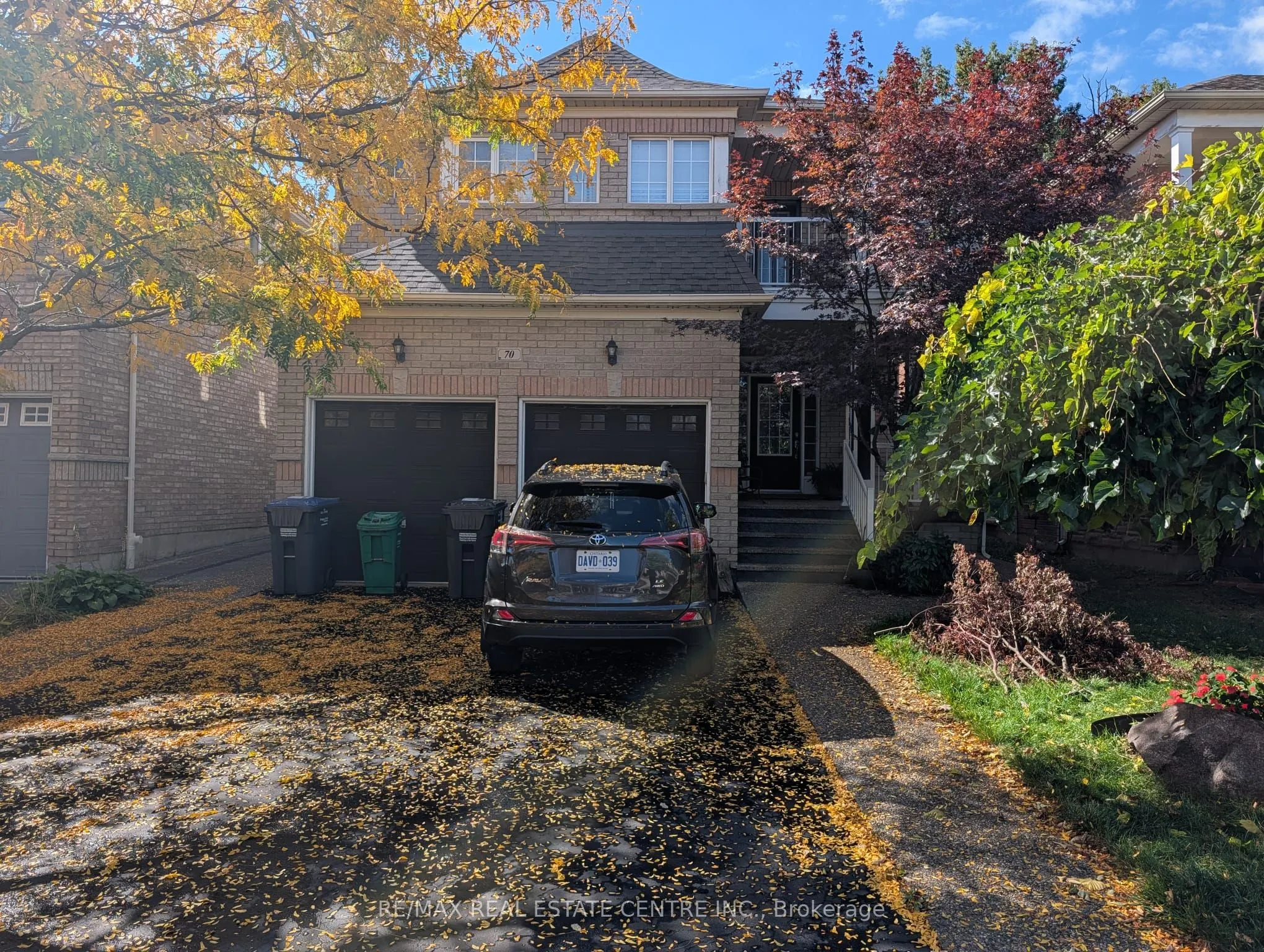 70 Showboat Crescent #BSMT