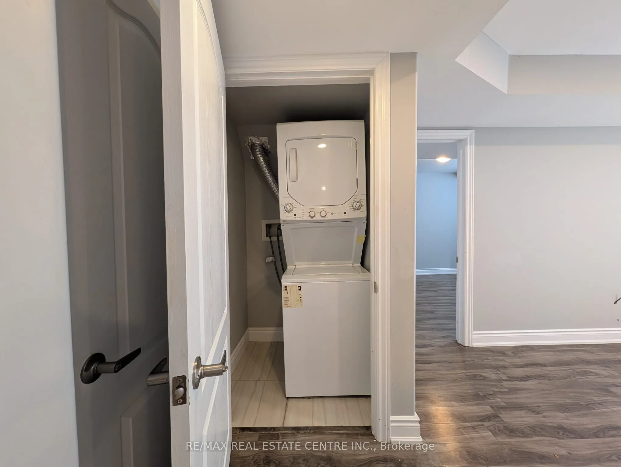 70 Showboat Crescent #BSMT