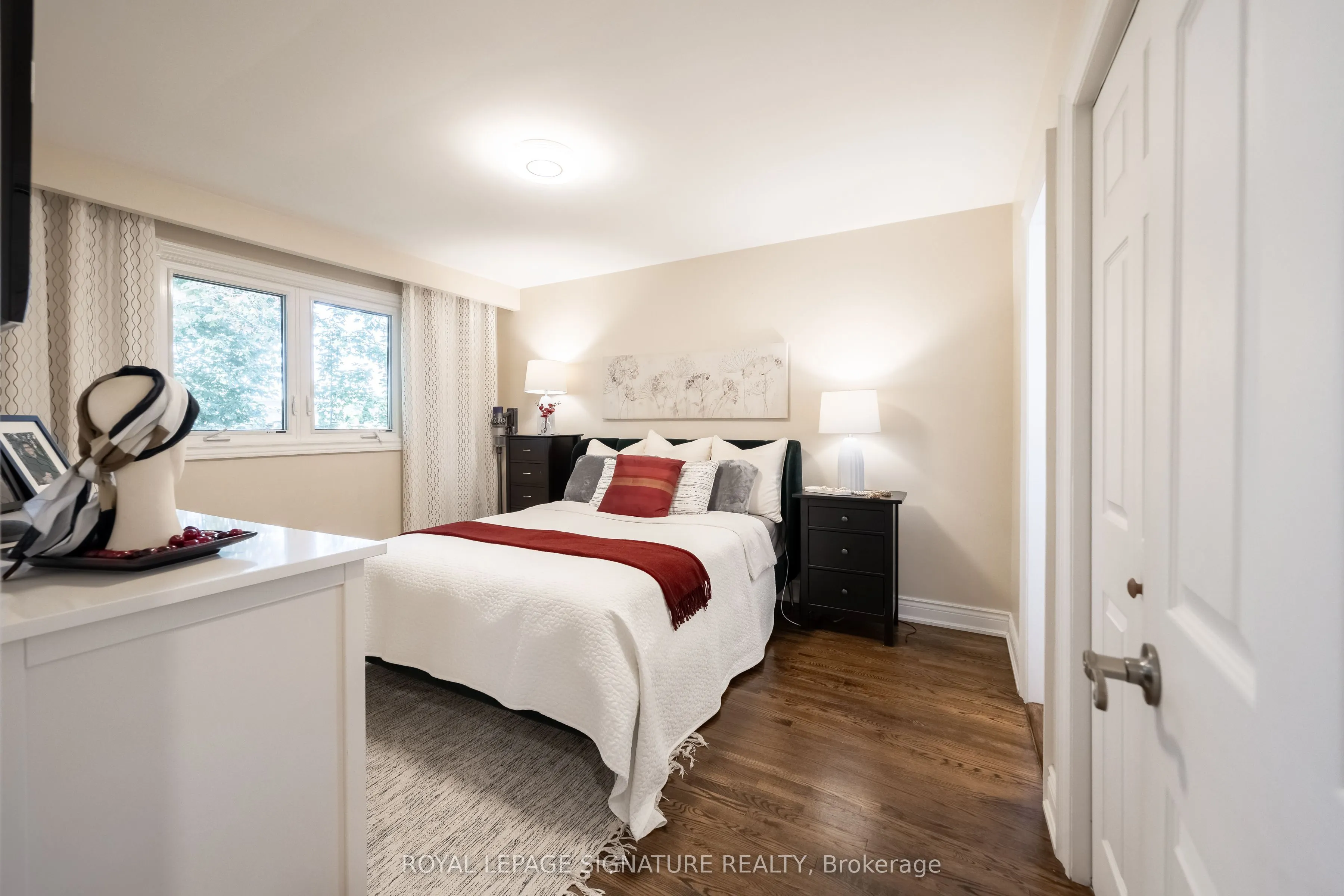 3510 Burningelm Crescent