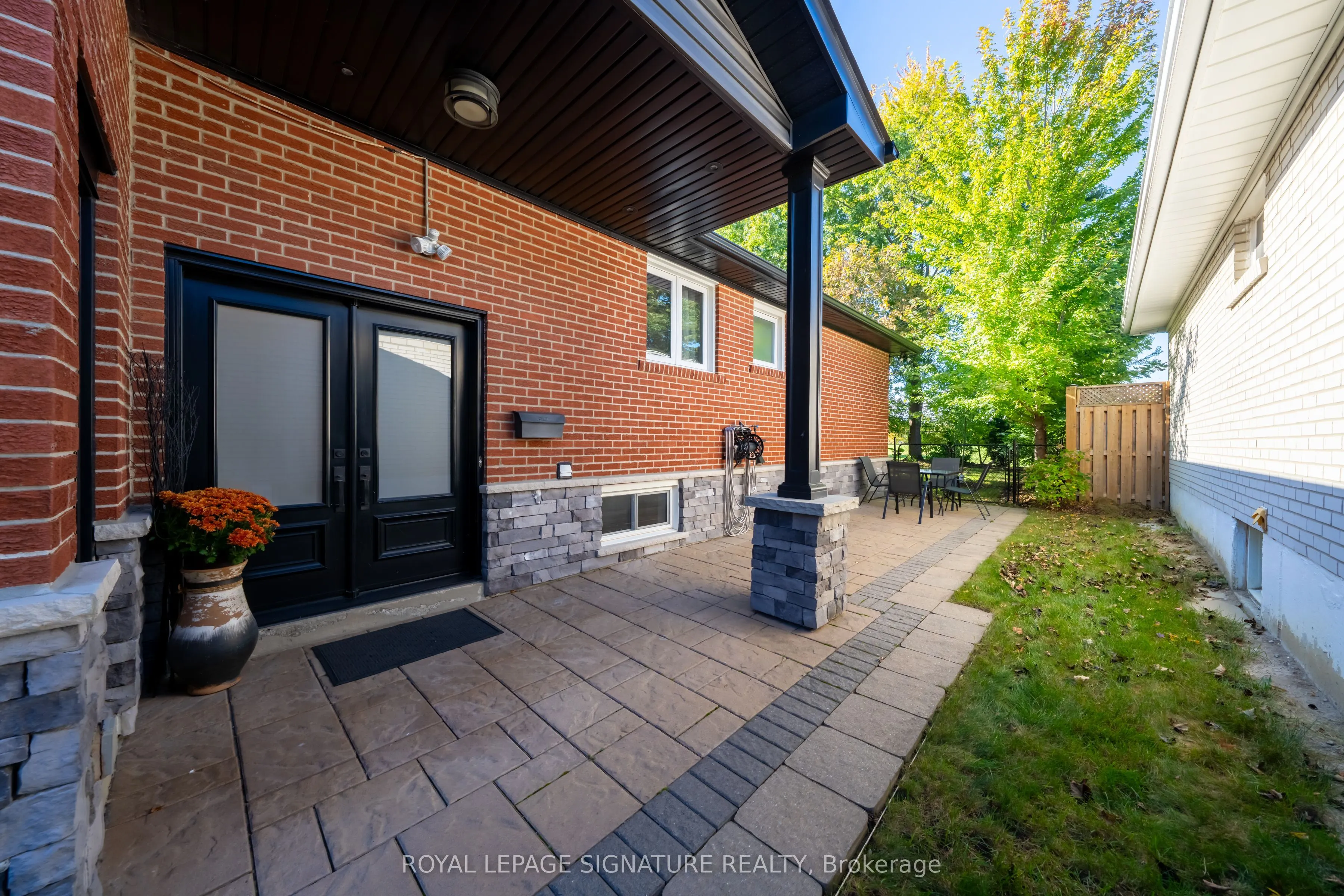 3510 Burningelm Crescent