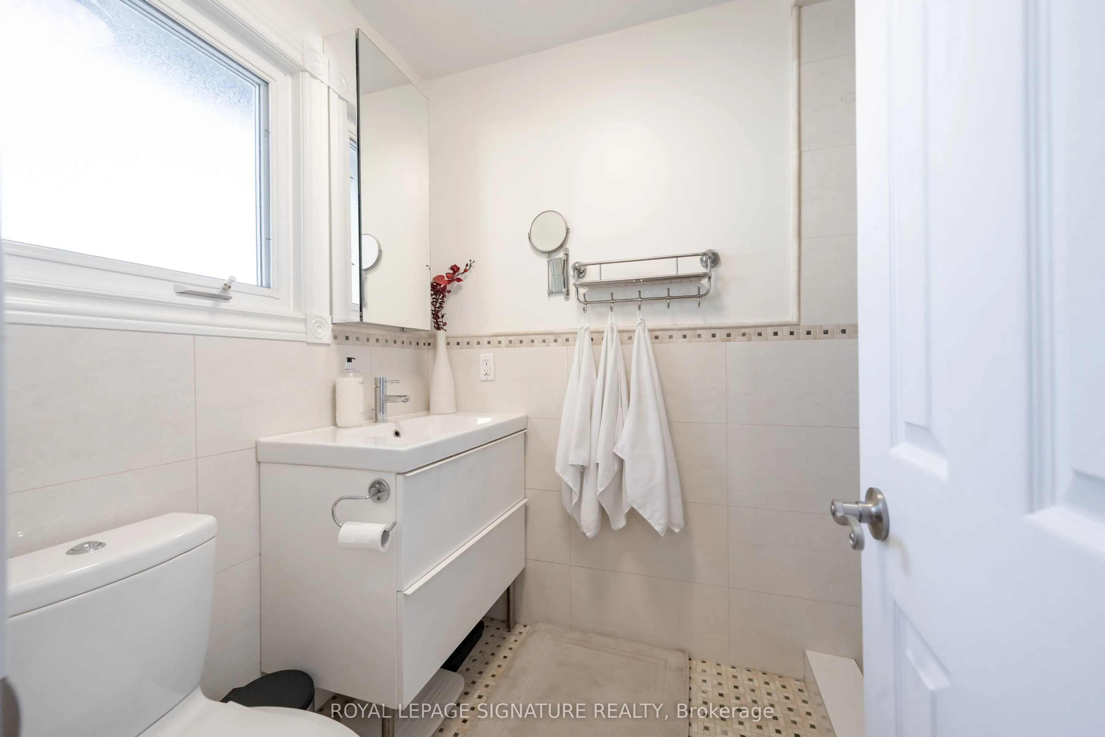 3510 Burningelm Crescent