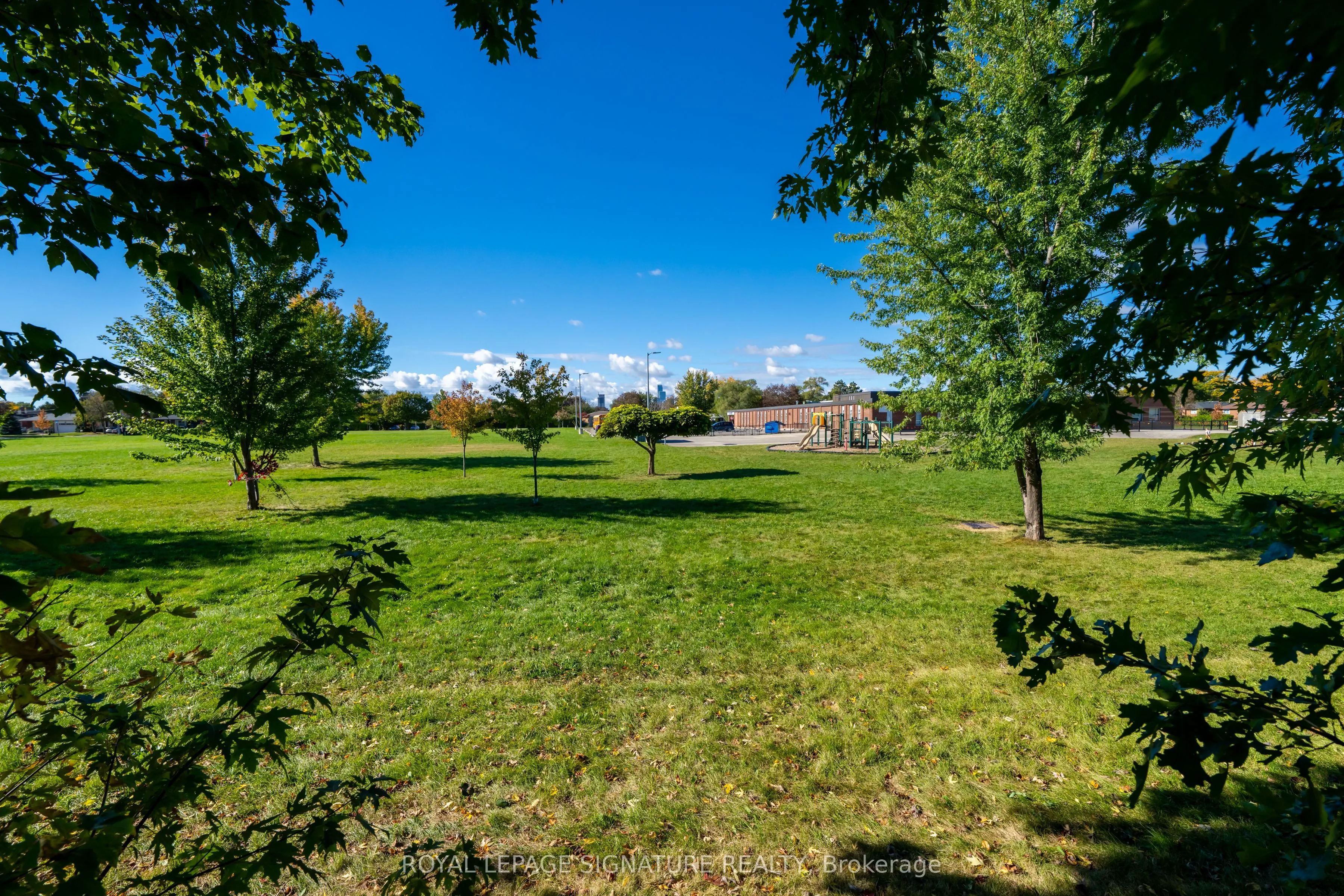 3510 Burningelm Crescent