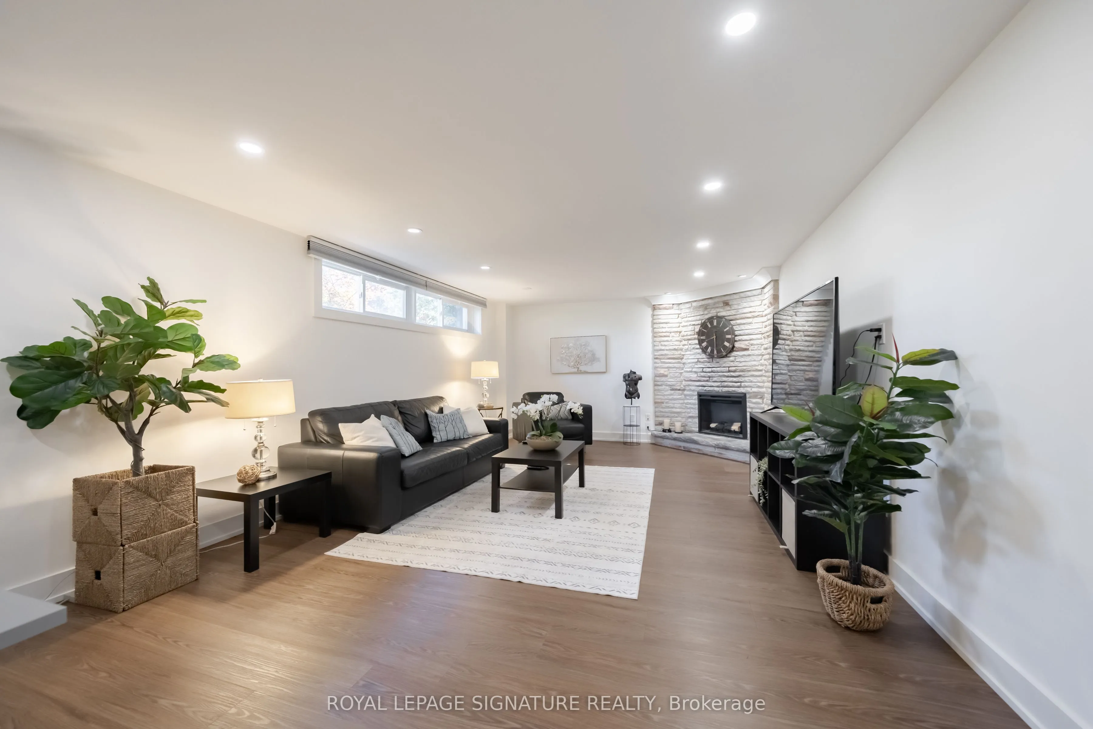 3510 Burningelm Crescent