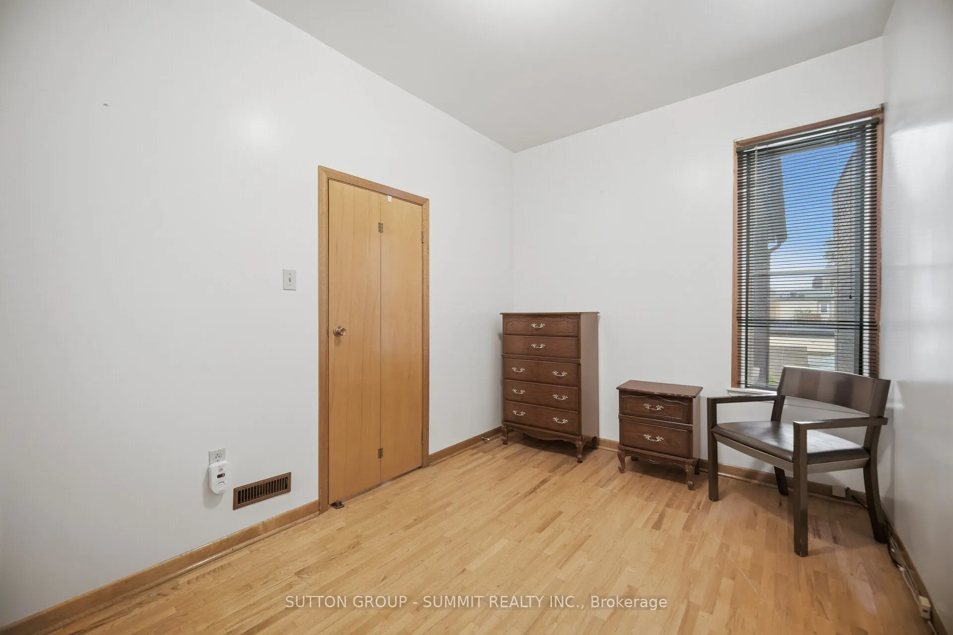 28 SYMINGTON Avenue