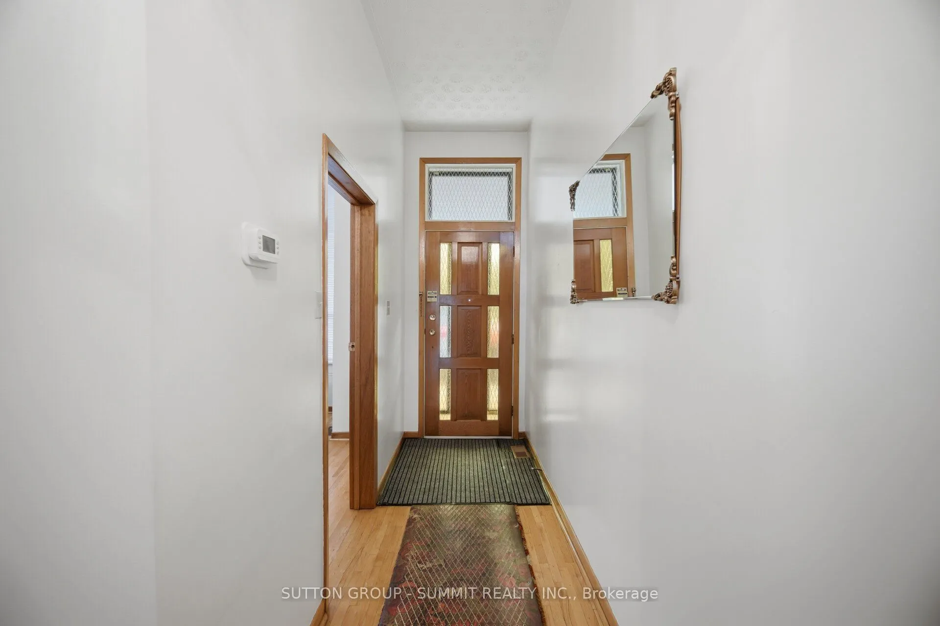 28 SYMINGTON Avenue