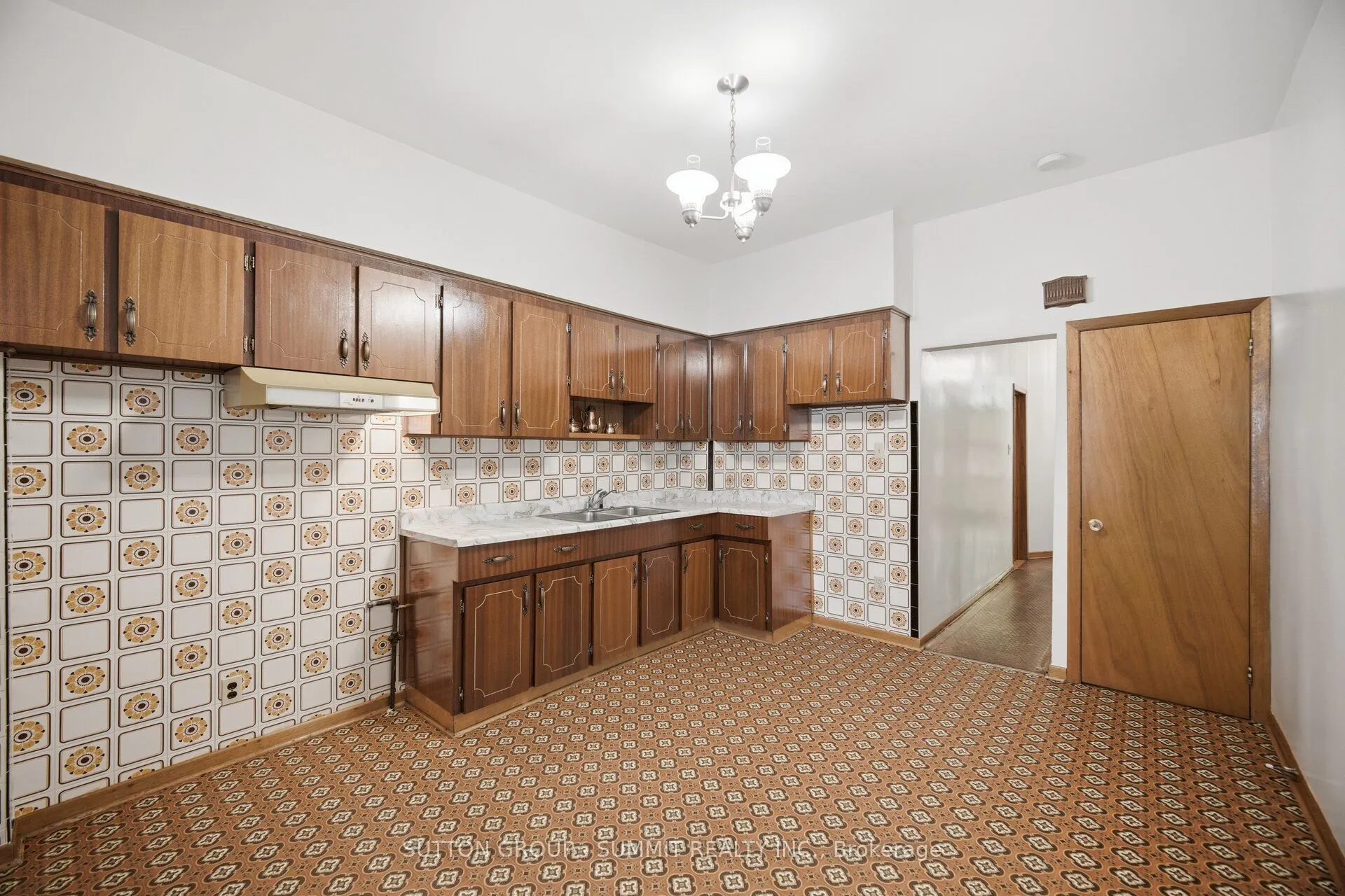 28 SYMINGTON Avenue