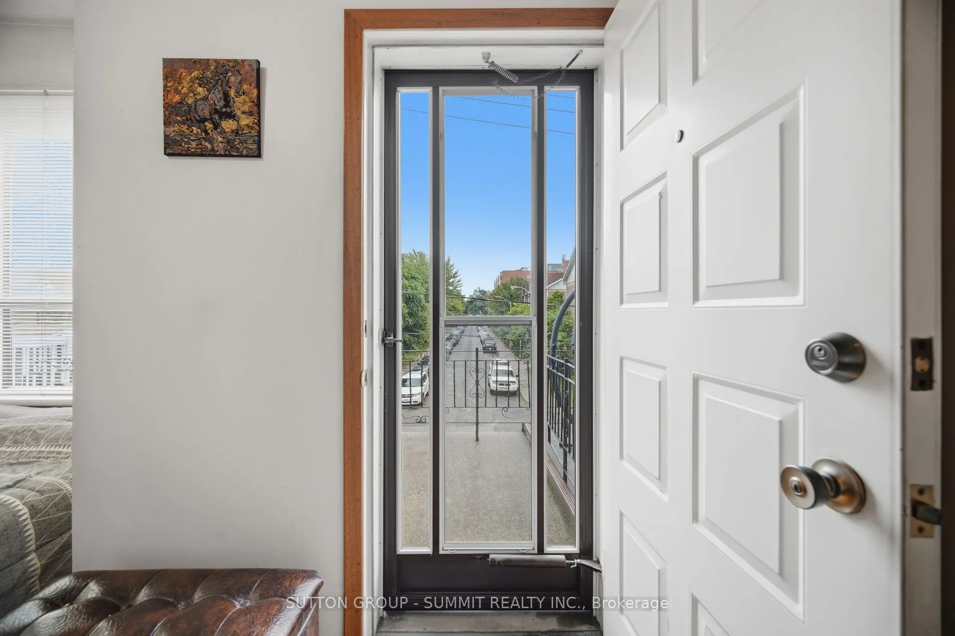 28 SYMINGTON Avenue