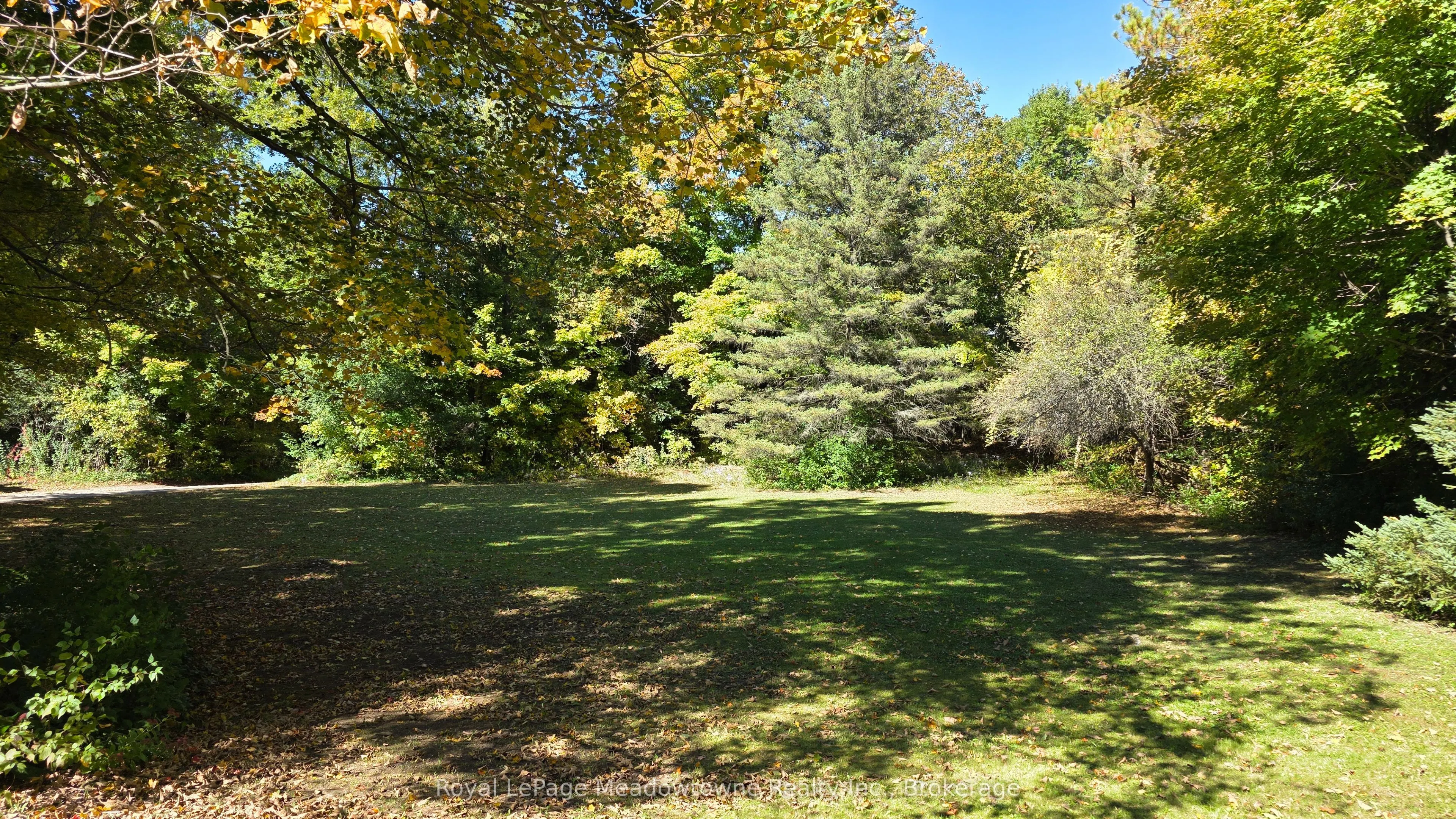 4202 15 Side Road