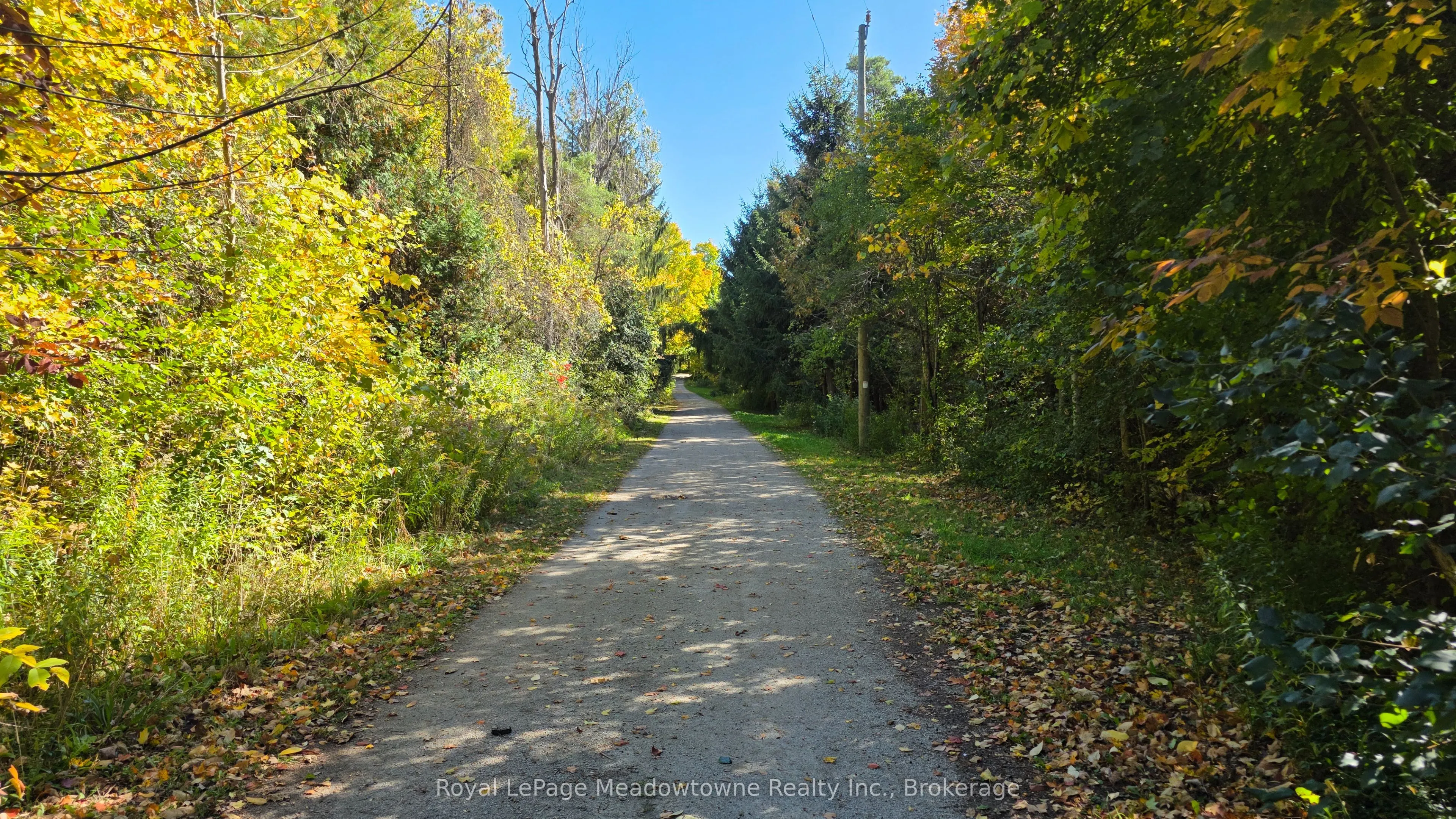 4202 15 Side Road