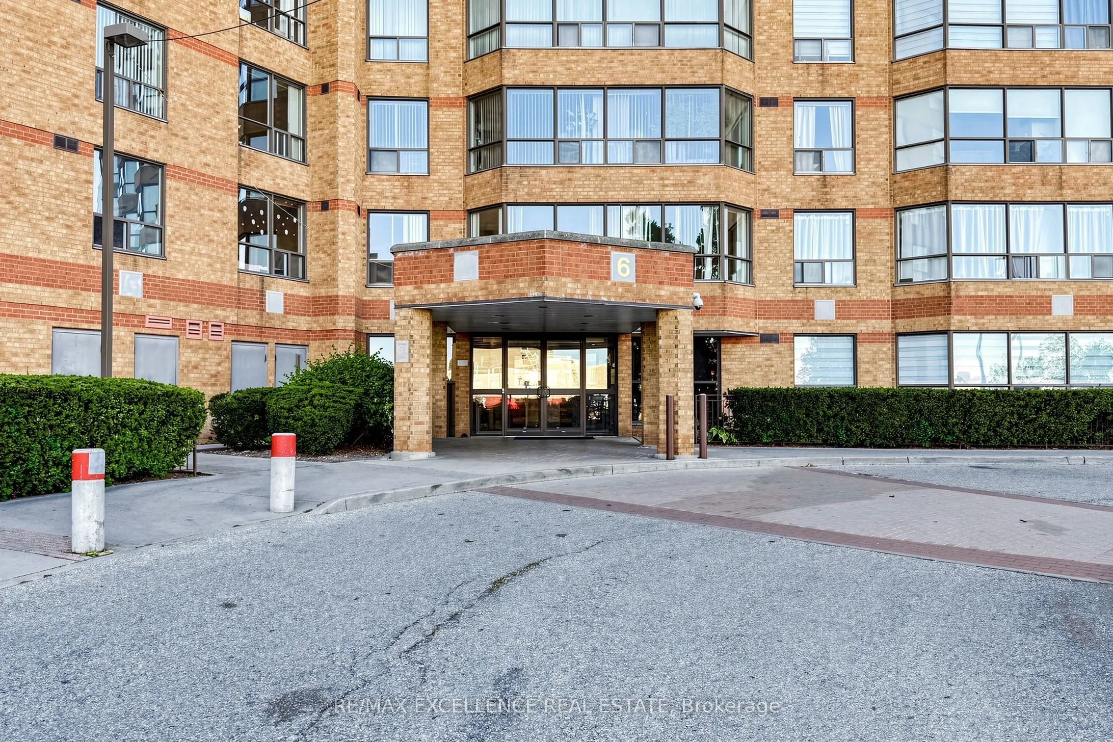 6 Humberline Drive #524