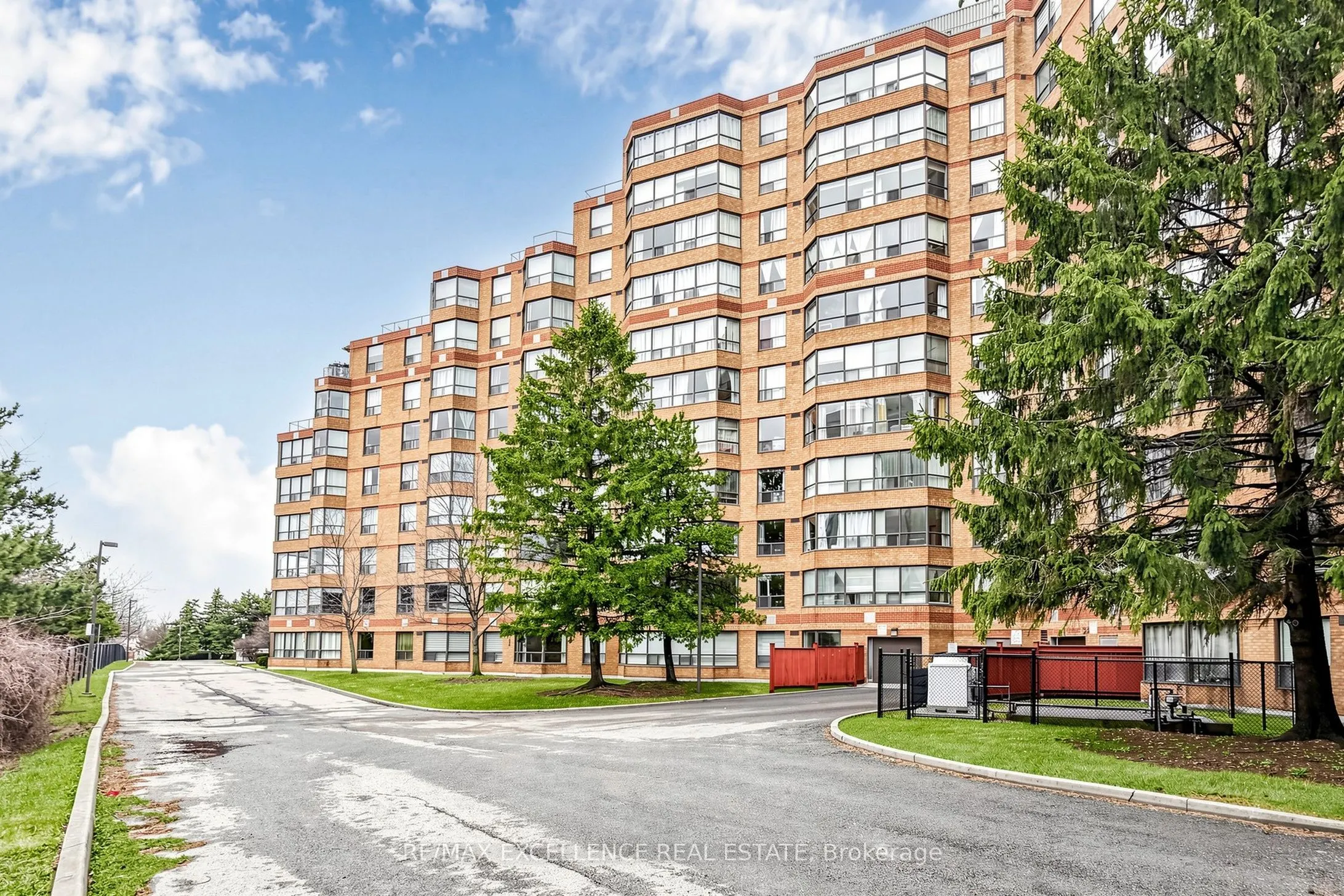 6 Humberline Drive #524