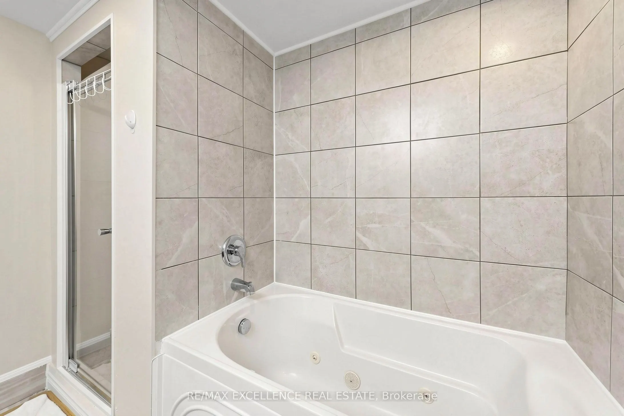 6 Humberline Drive #524
