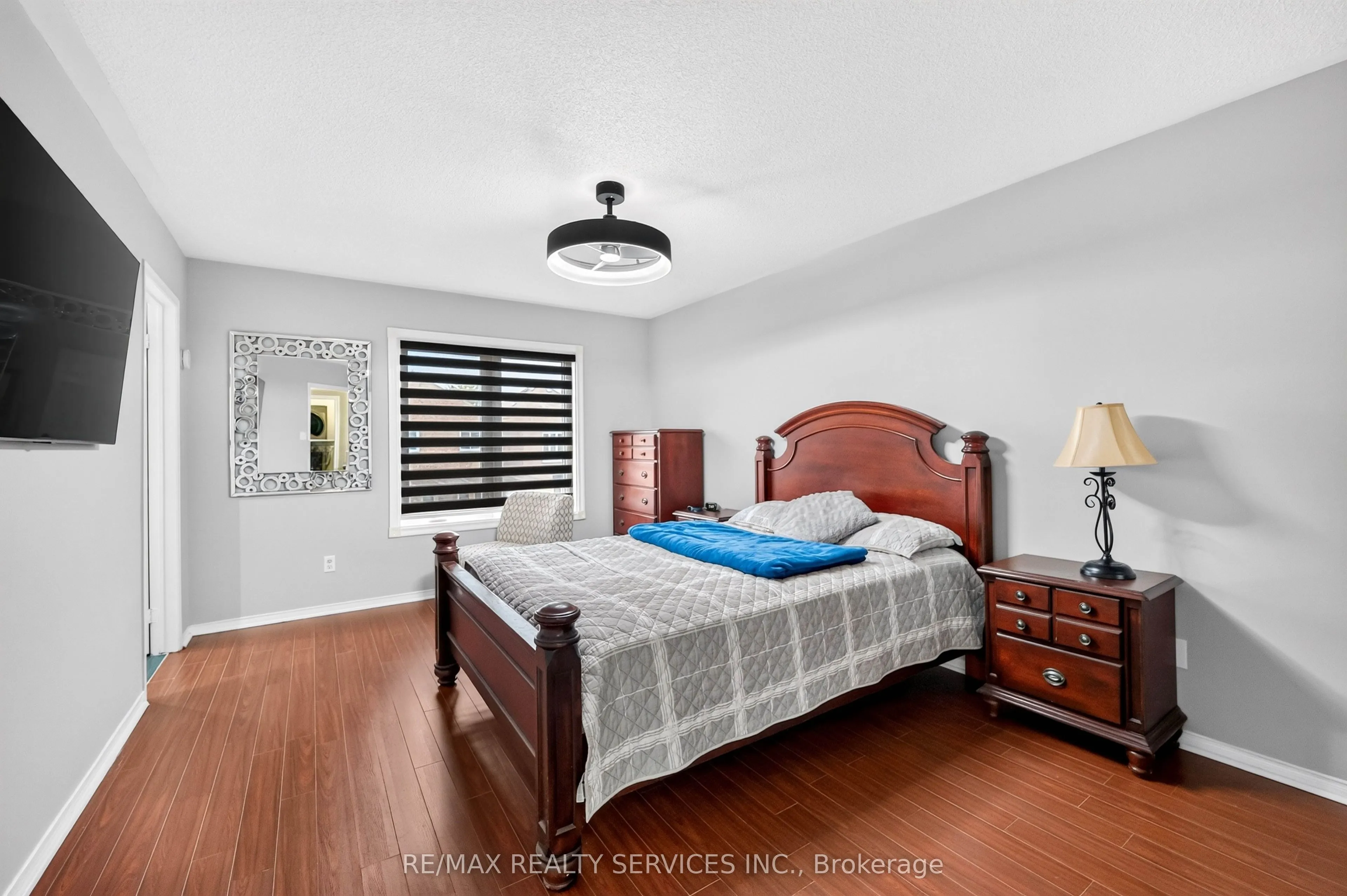 47 Twisted Oak Street