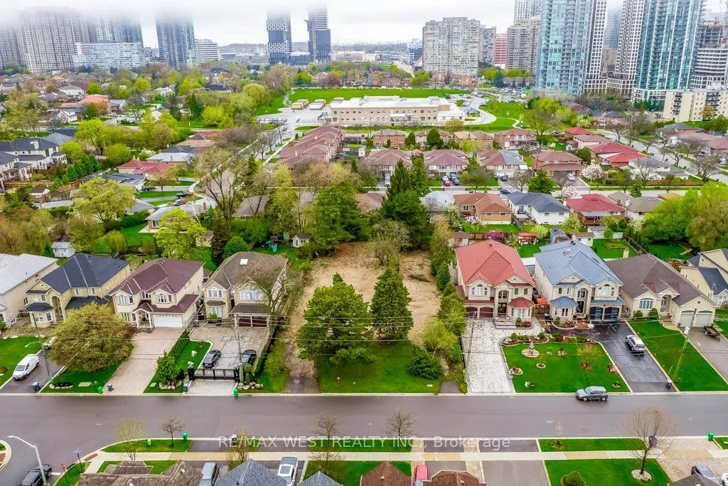 101 (Part Lot 2) Fairview Road W