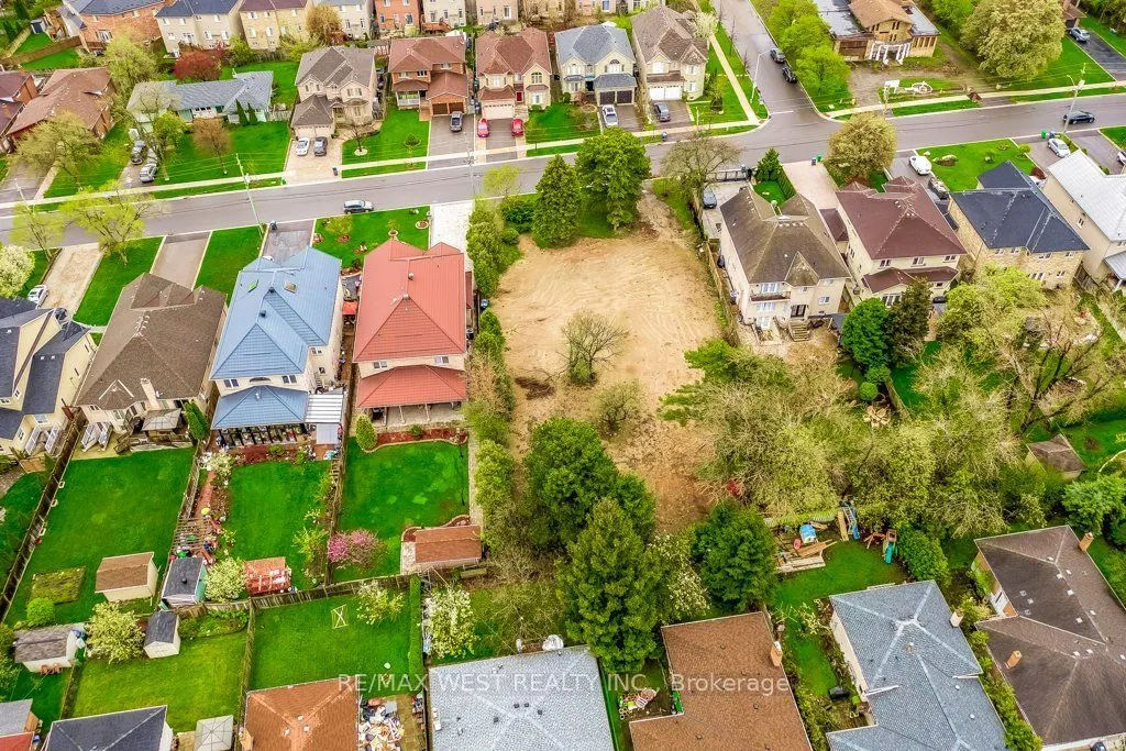 101 (Part Lot 1) Fairview Road W