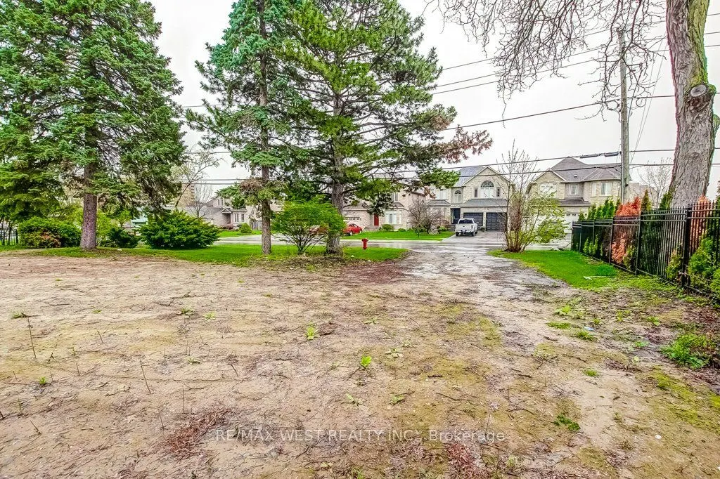 101 (Part Lot 1) Fairview Road W