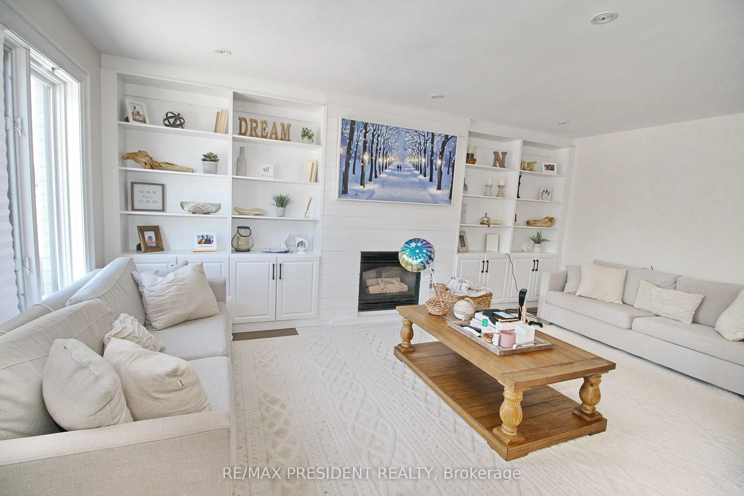 32 Deerglen Drive