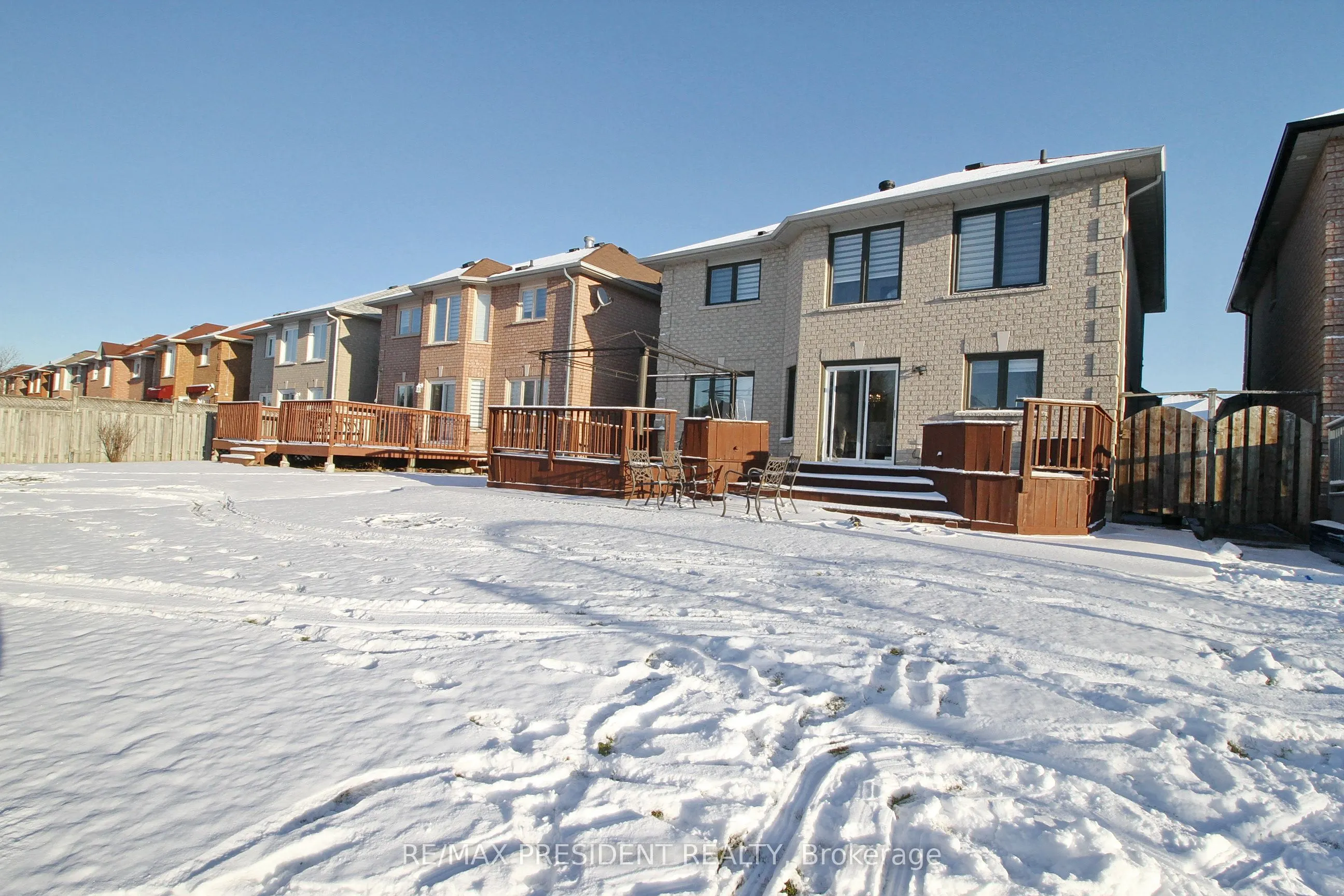 32 Deerglen Drive