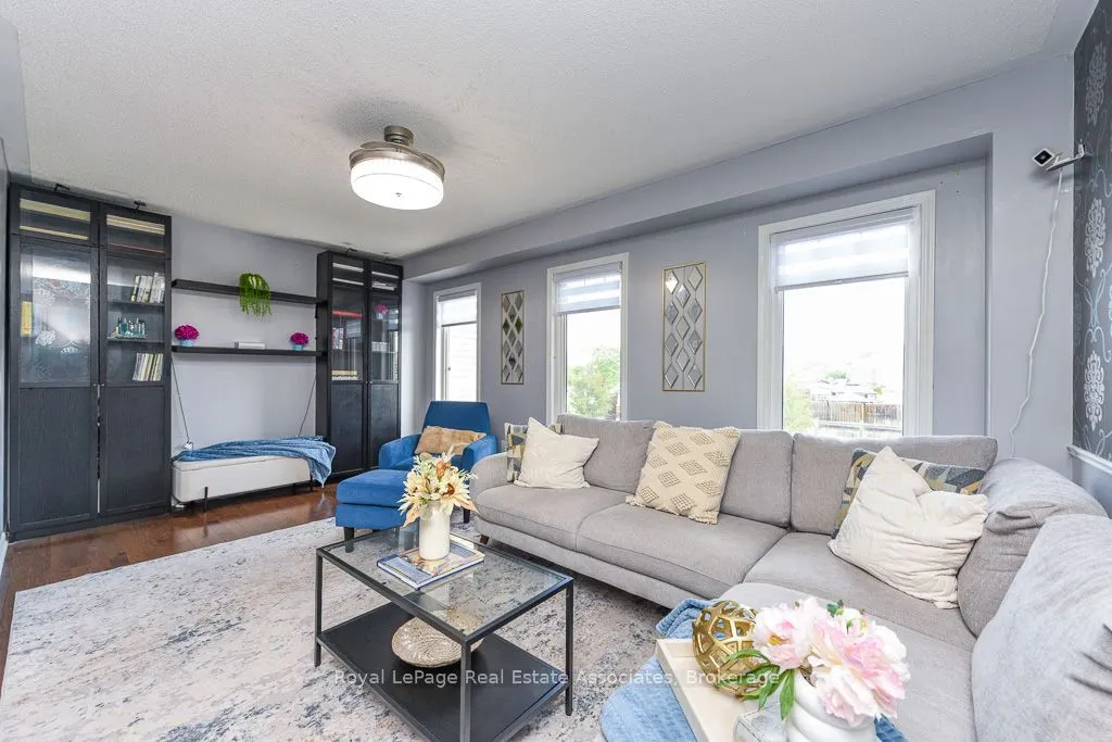 6 Ventura Avenue #2