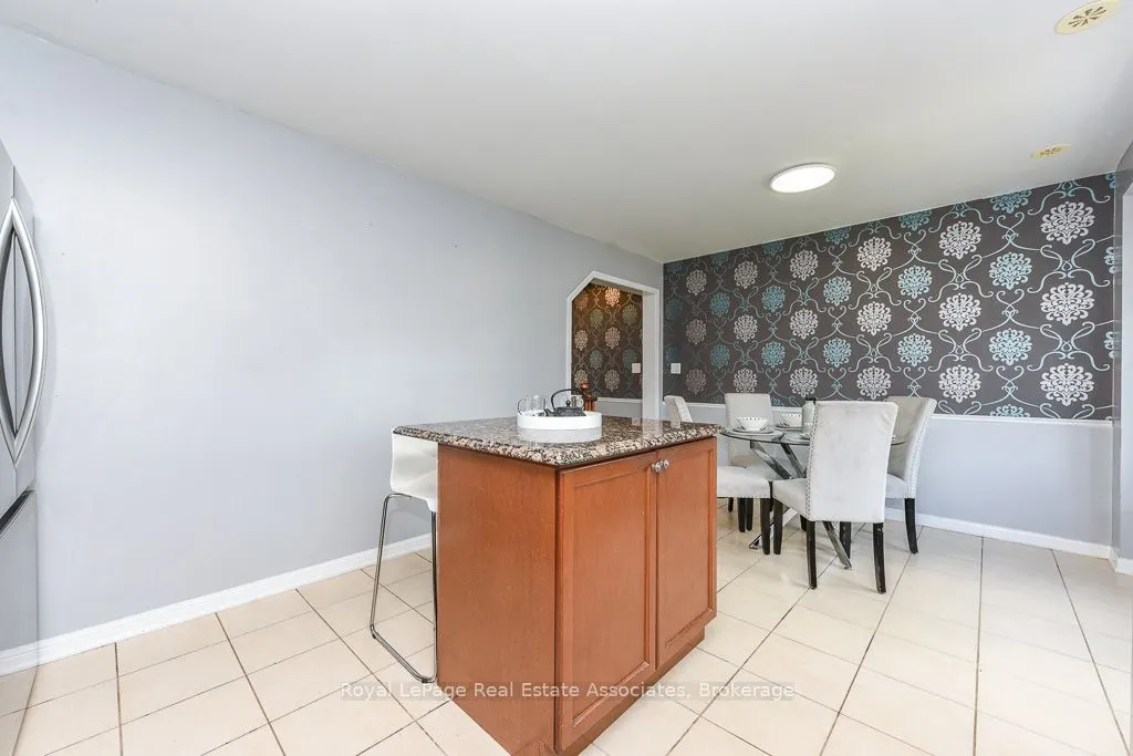 6 Ventura Avenue #2