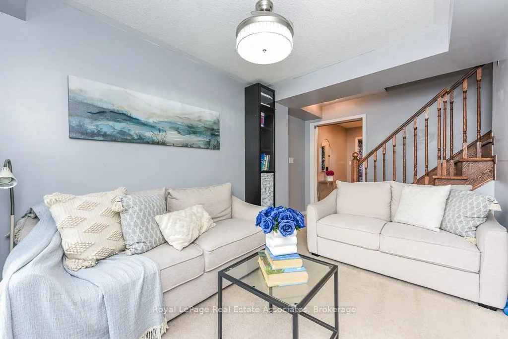 6 Ventura Avenue #2