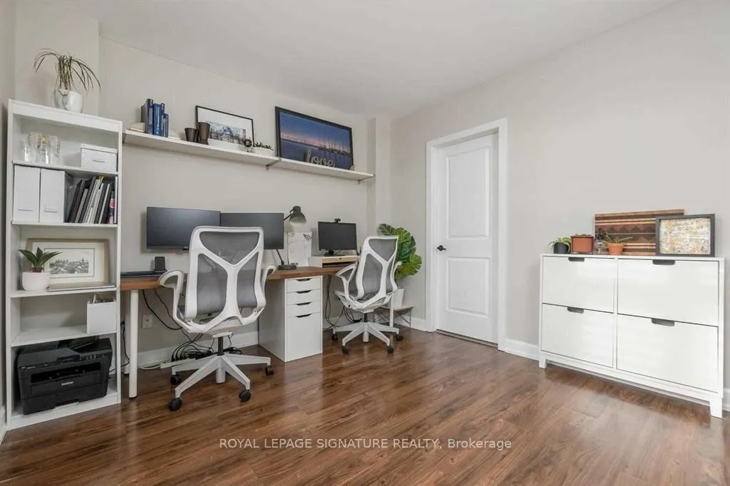 3400 Lake Shore Boulevard W #102