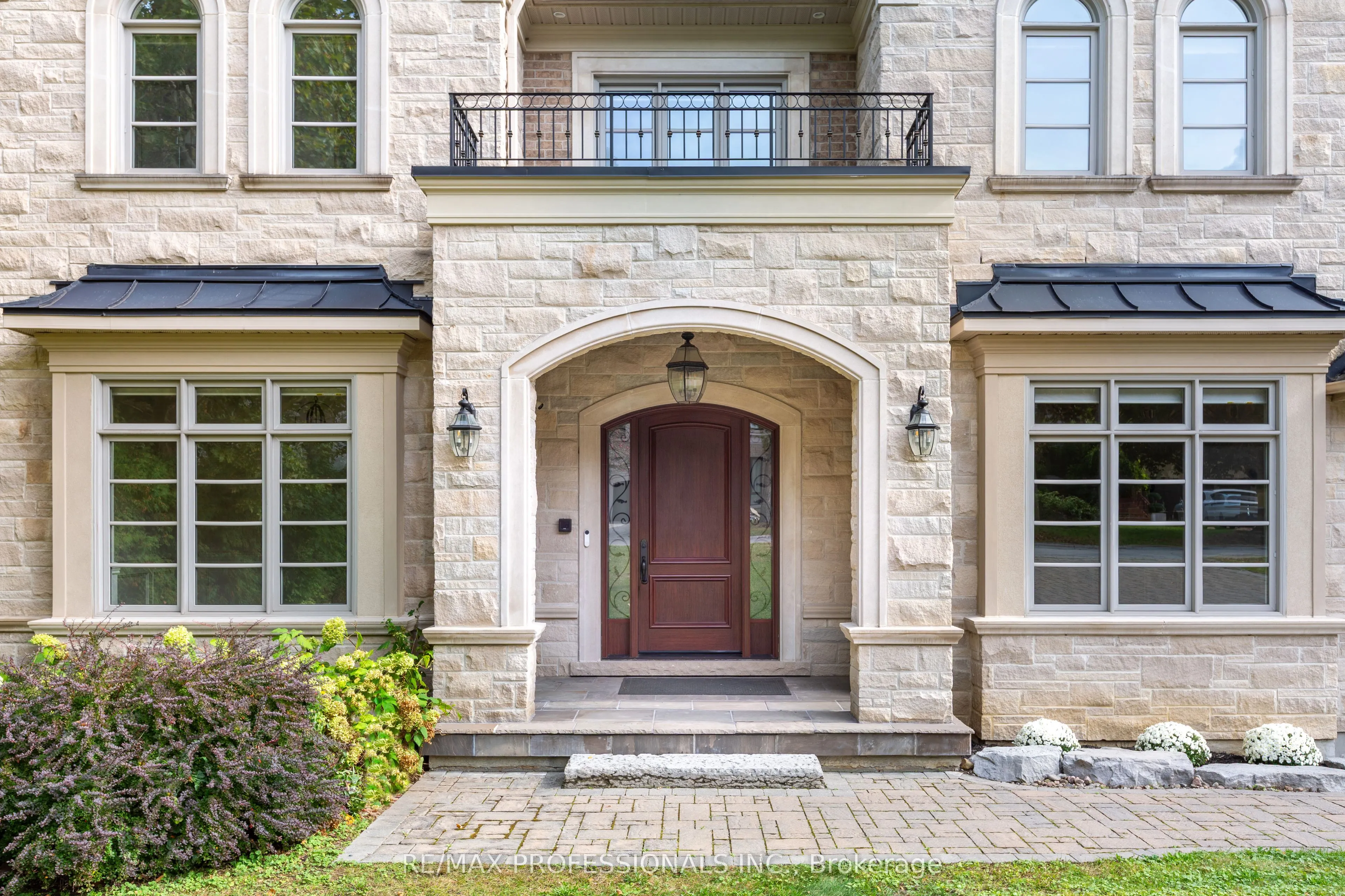 191 Edenbridge Drive