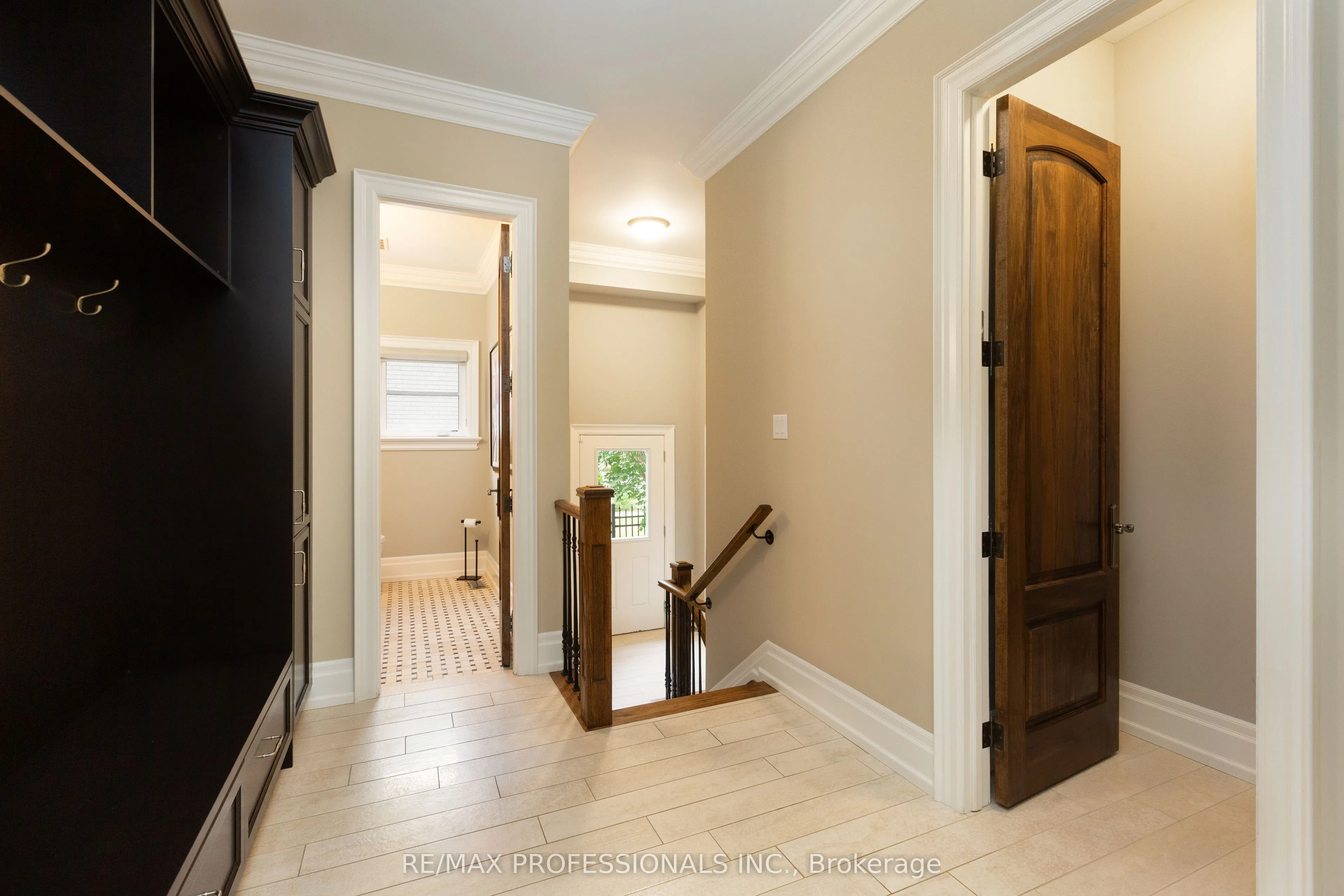 191 Edenbridge Drive
