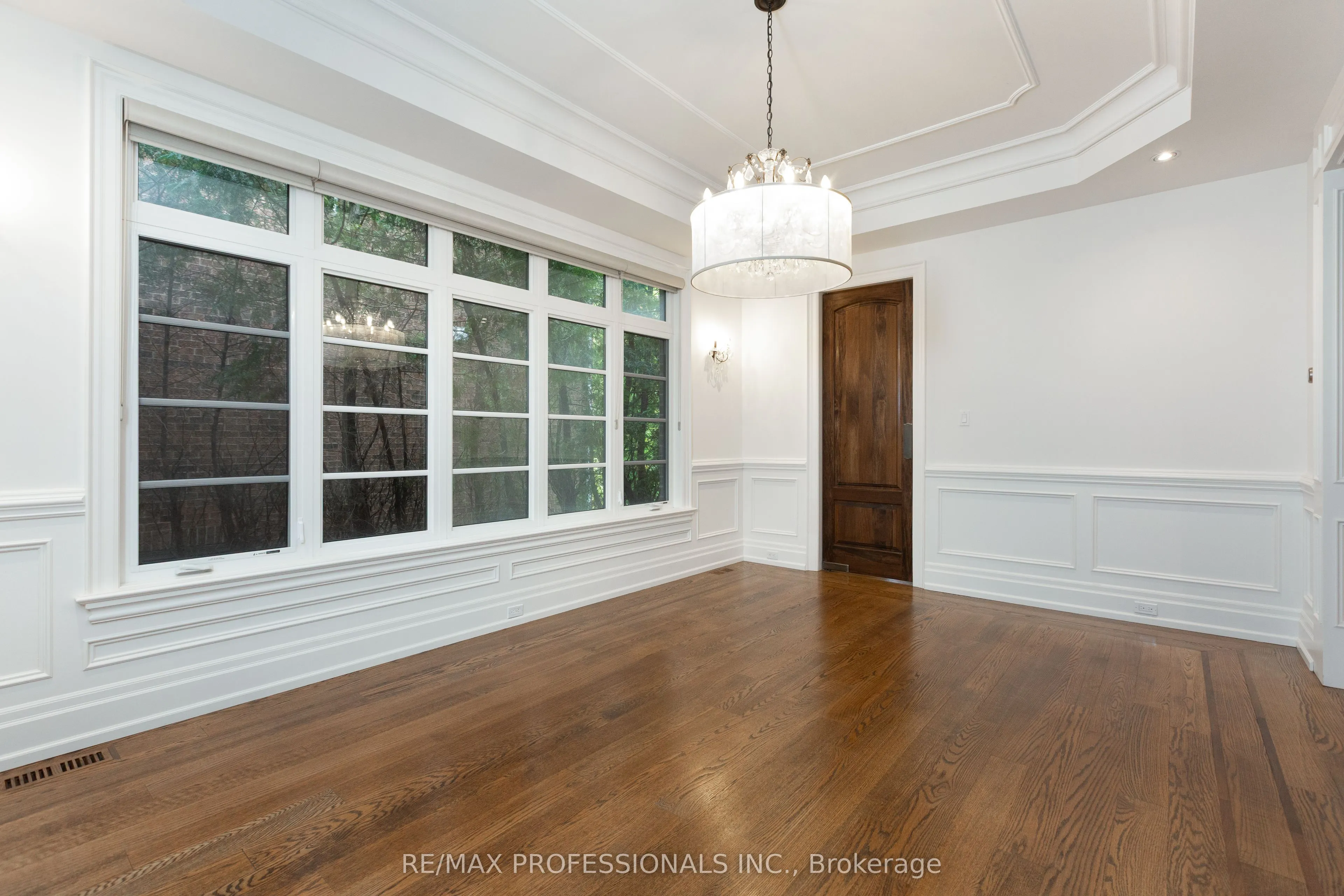 191 Edenbridge Drive