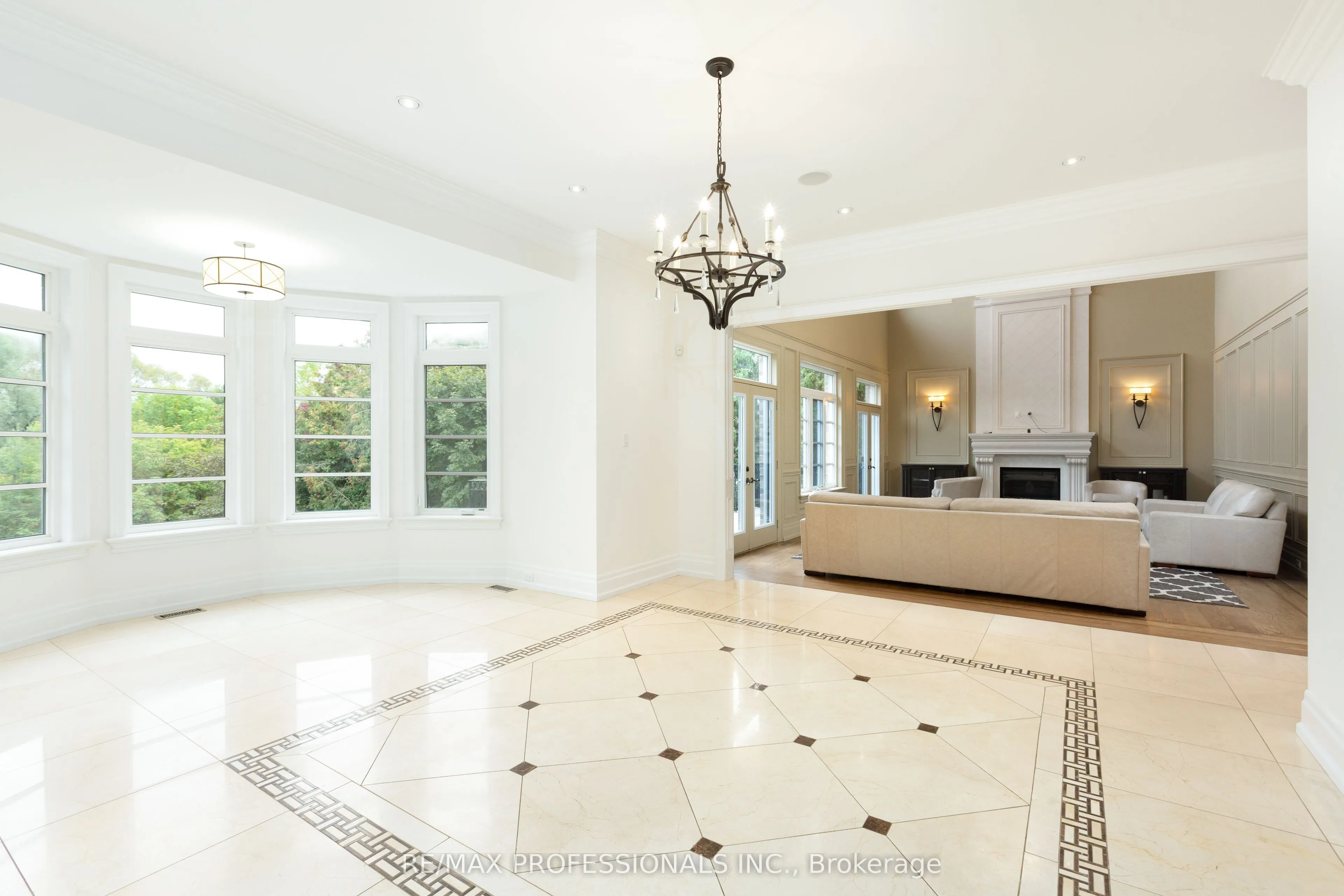 191 Edenbridge Drive