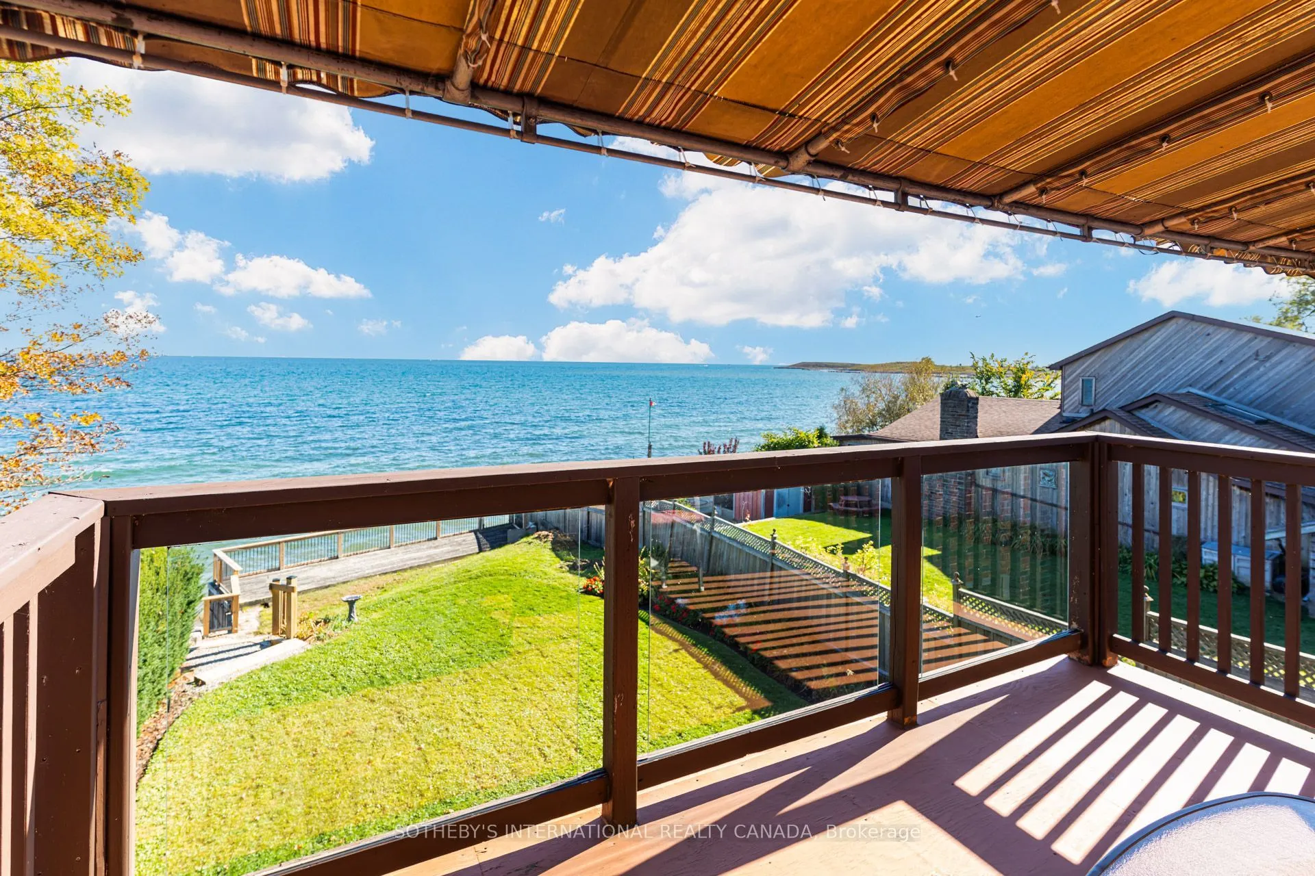 407 Lake Promenade