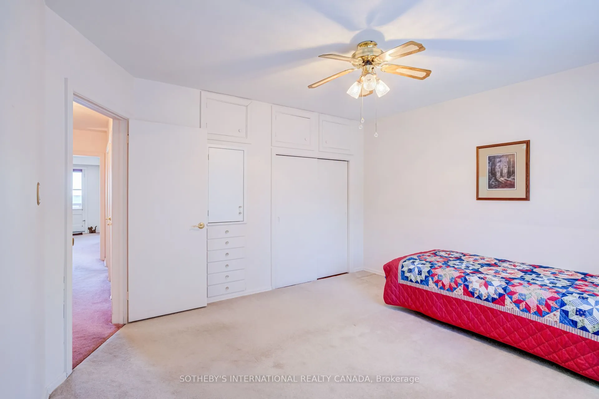 407 Lake Promenade