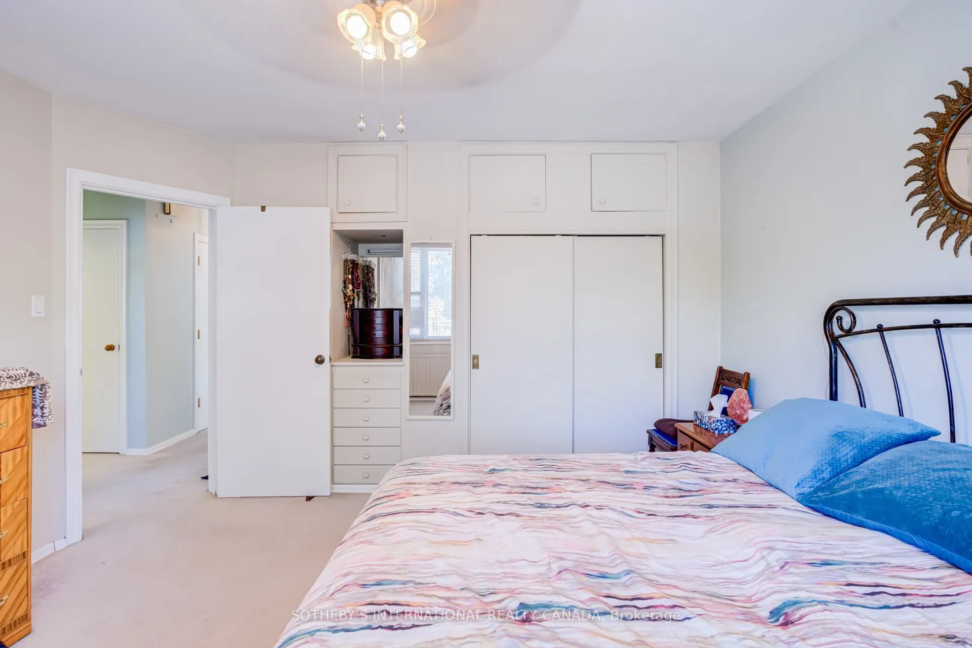 407 Lake Promenade