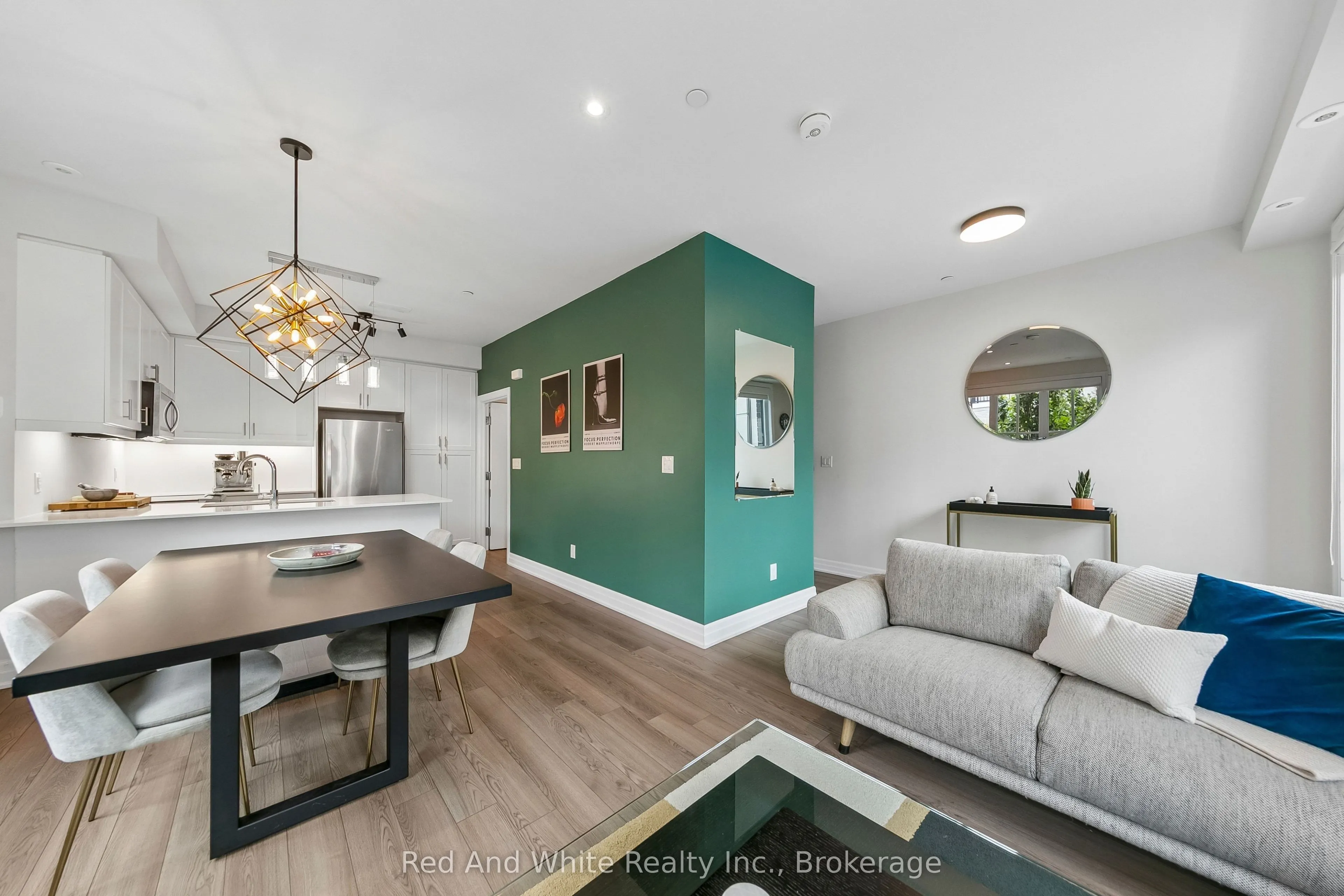 665 Cricklewood Drive #703